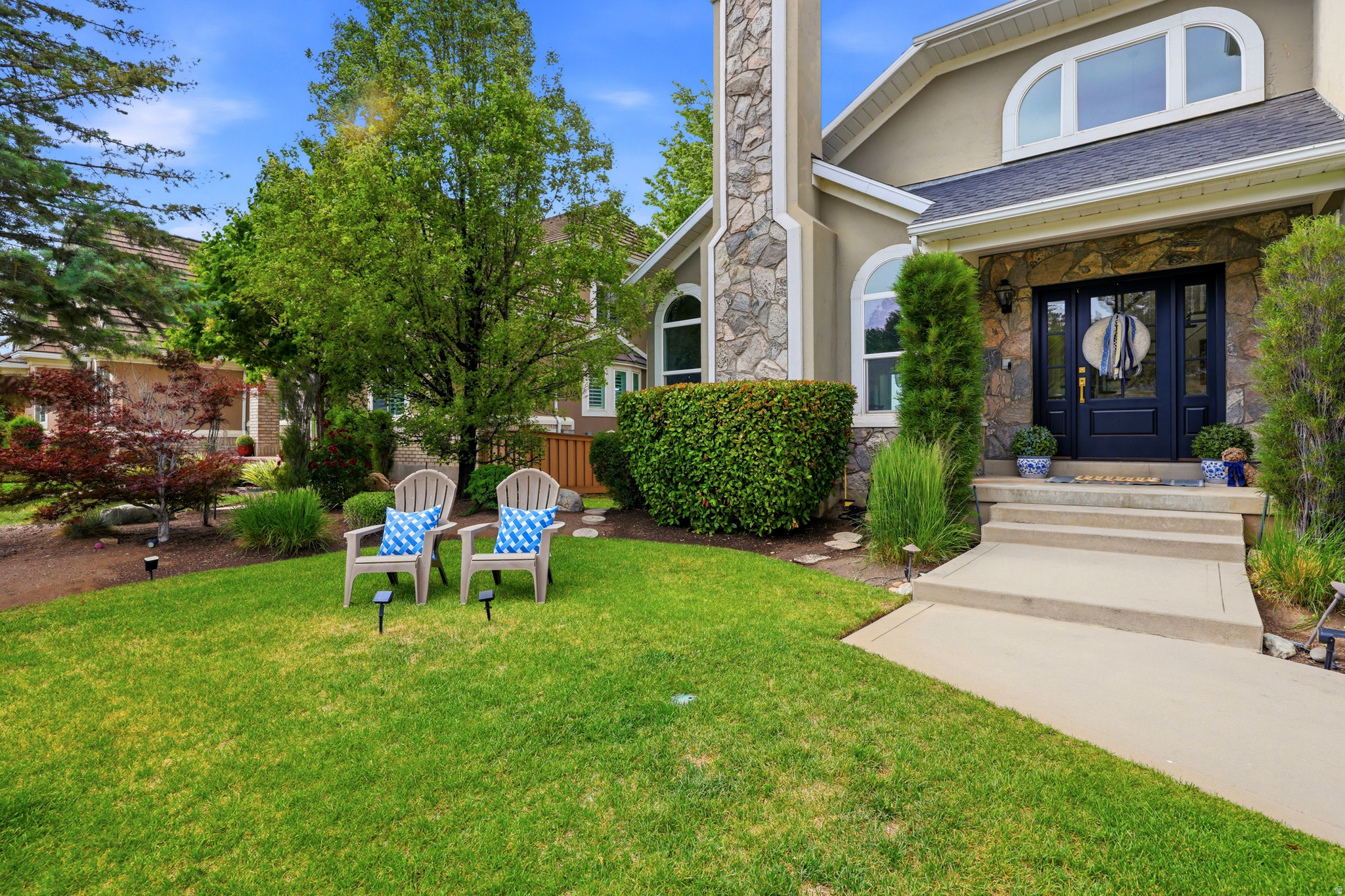 OLD MILL ESTATES - Residential