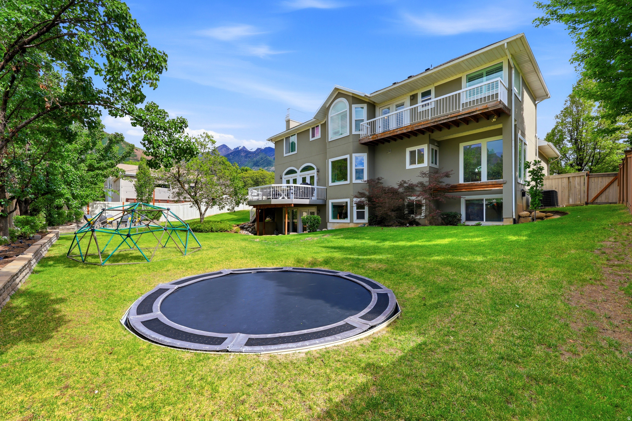 OLD MILL ESTATES - Residential