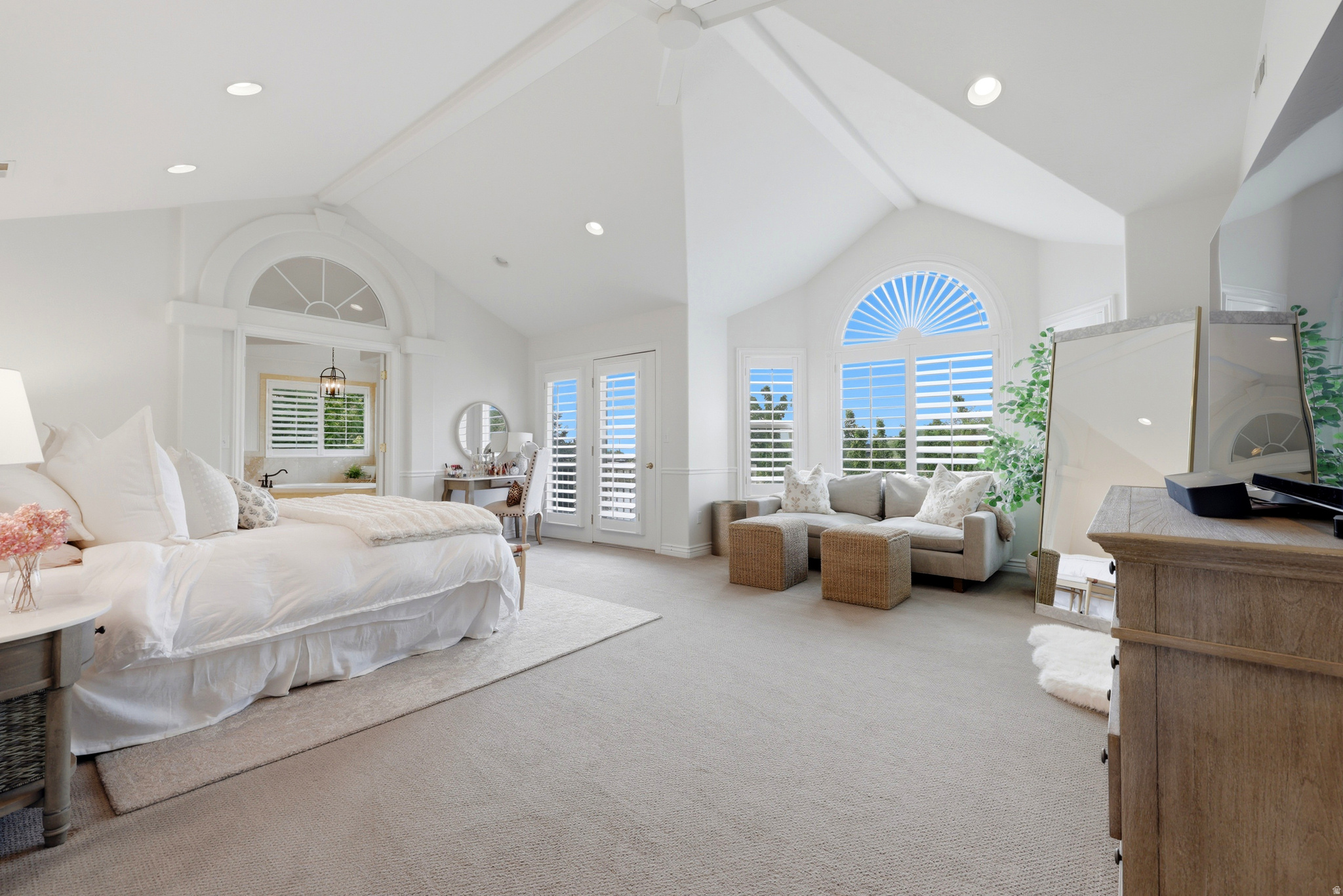 OLD MILL ESTATES - Residential