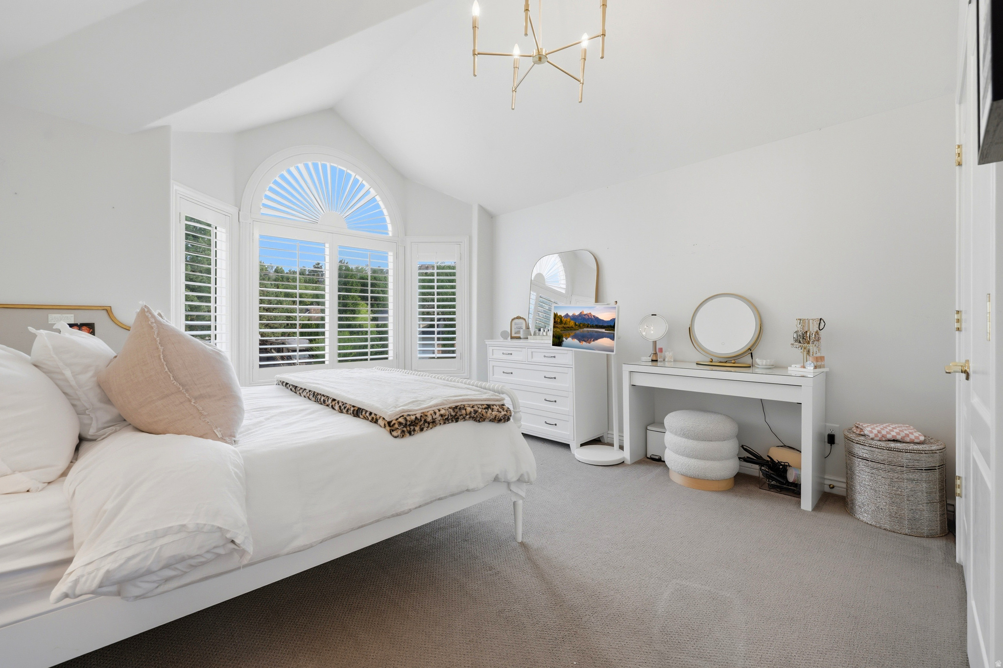 OLD MILL ESTATES - Residential