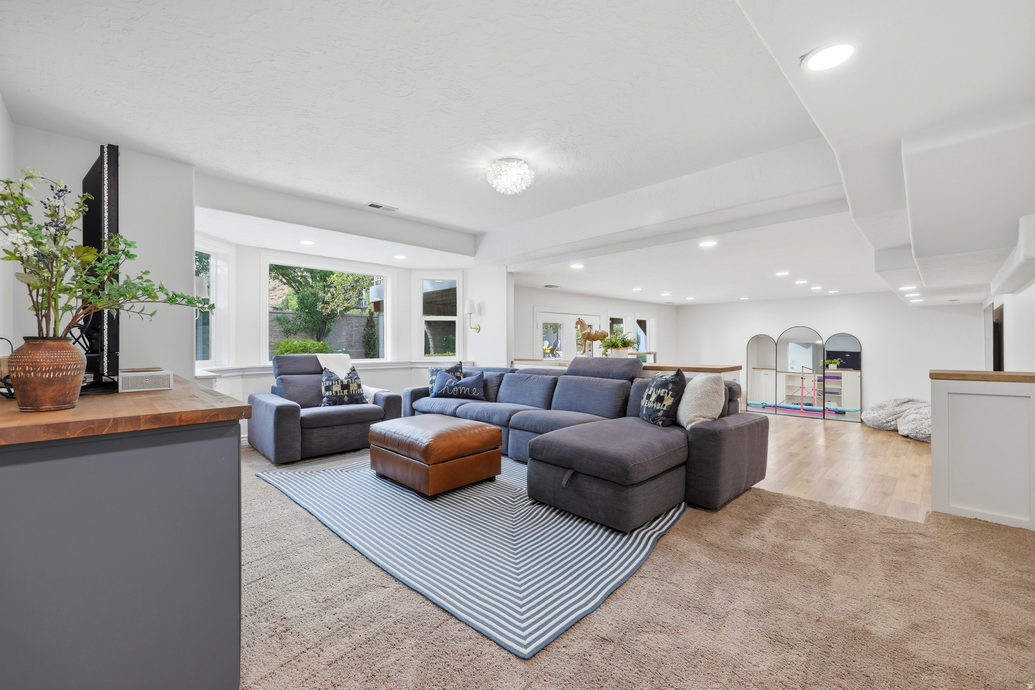 OLD MILL ESTATES - Residential