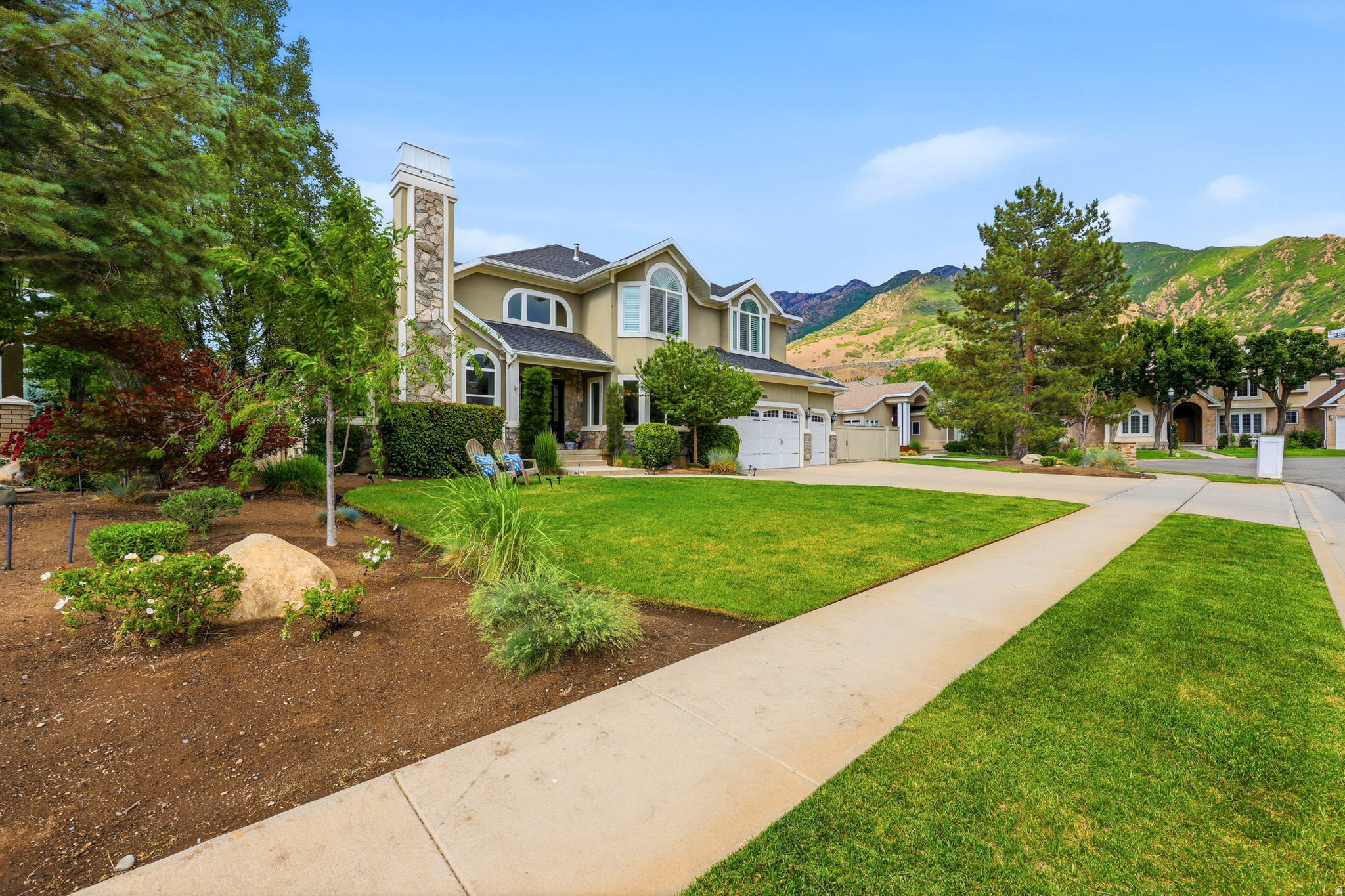 OLD MILL ESTATES - Residential