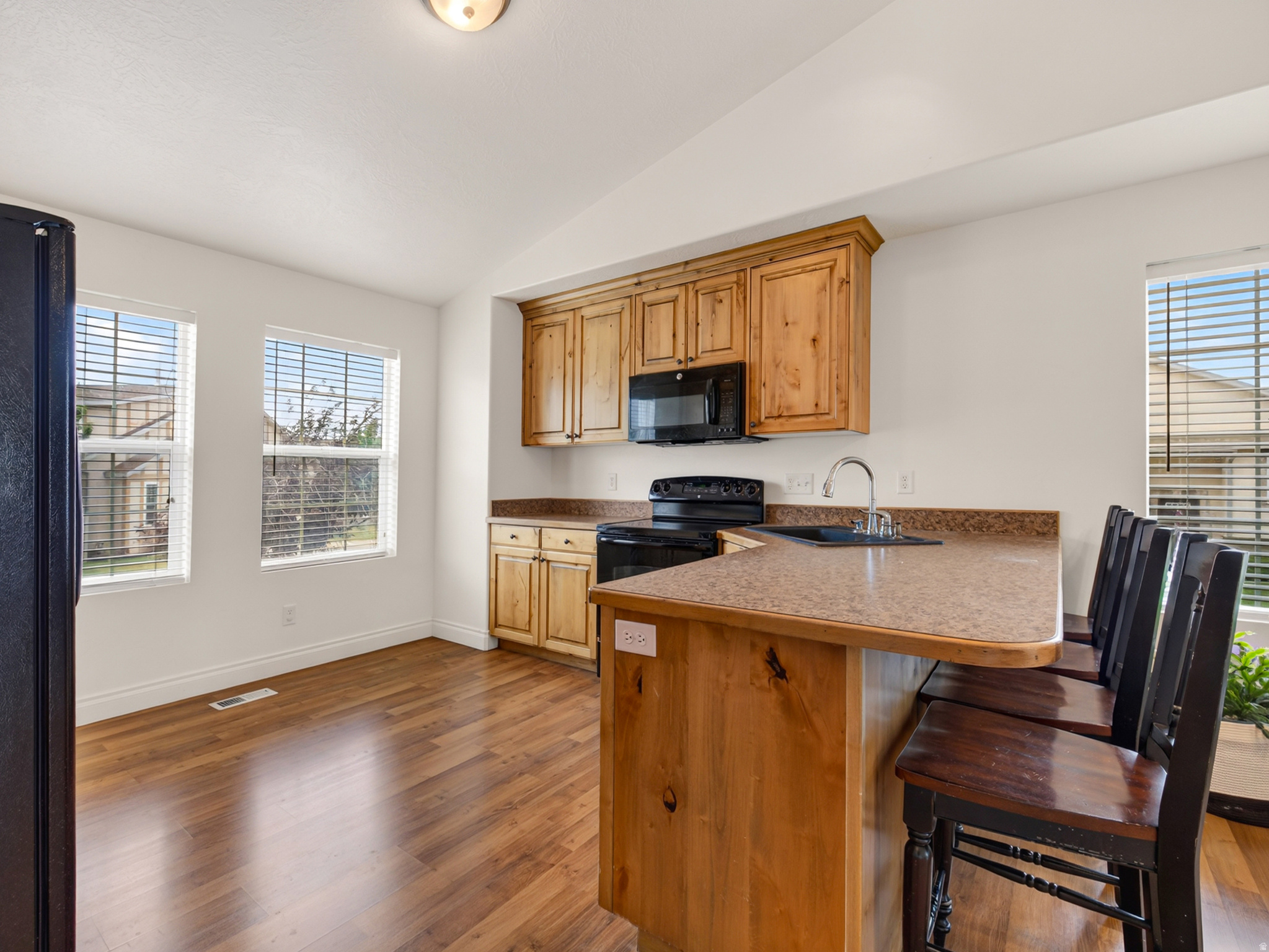 SOMERSET - Residential