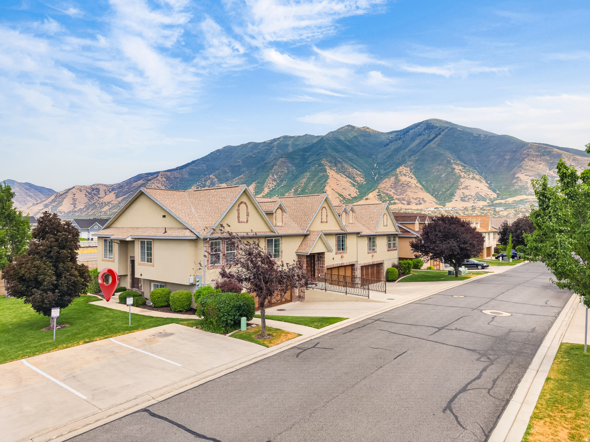 SOMERSET - Residential