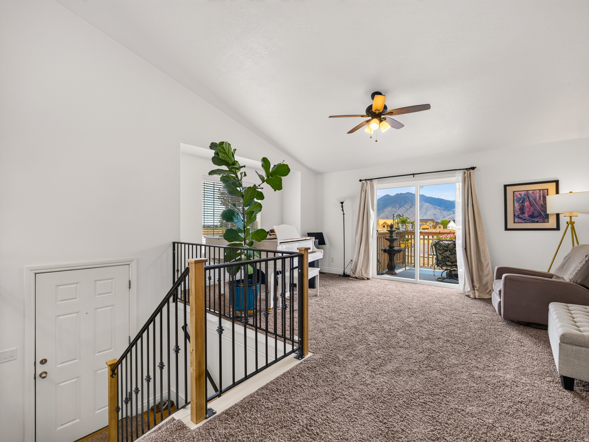 SOMERSET - Residential