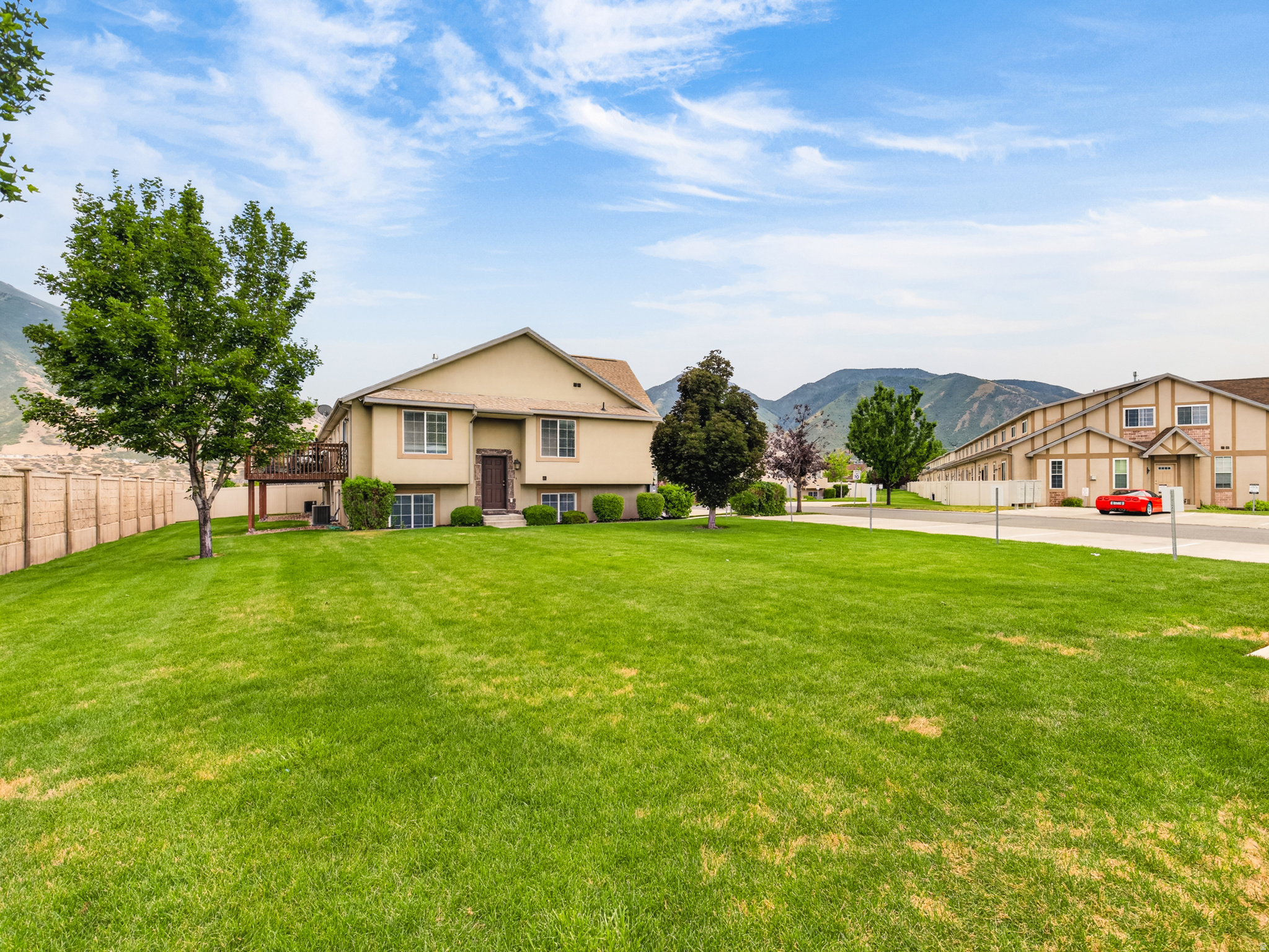 SOMERSET - Residential