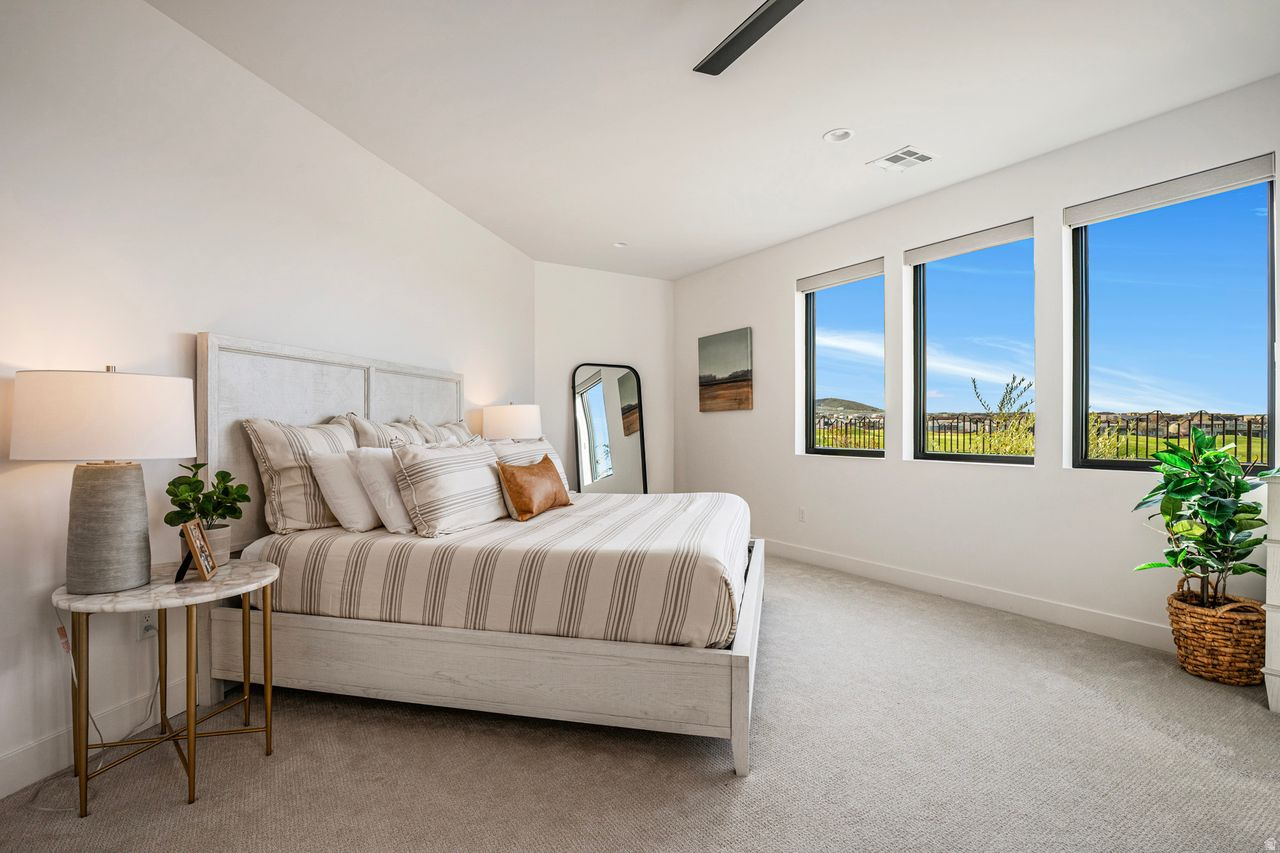 LEDGES OF ST GEORGE PH 7 - Residential