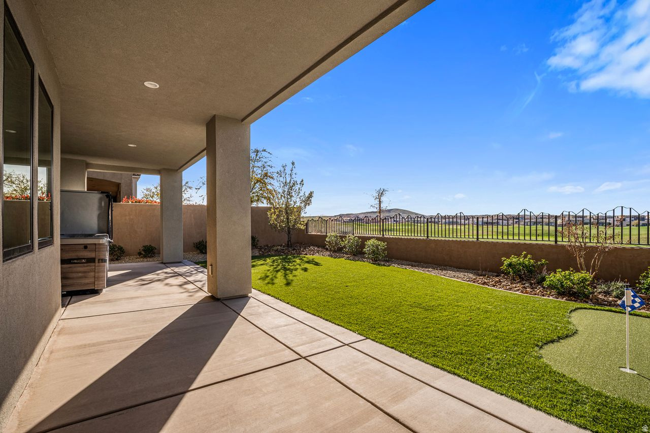 LEDGES OF ST GEORGE PH 7 - Residential