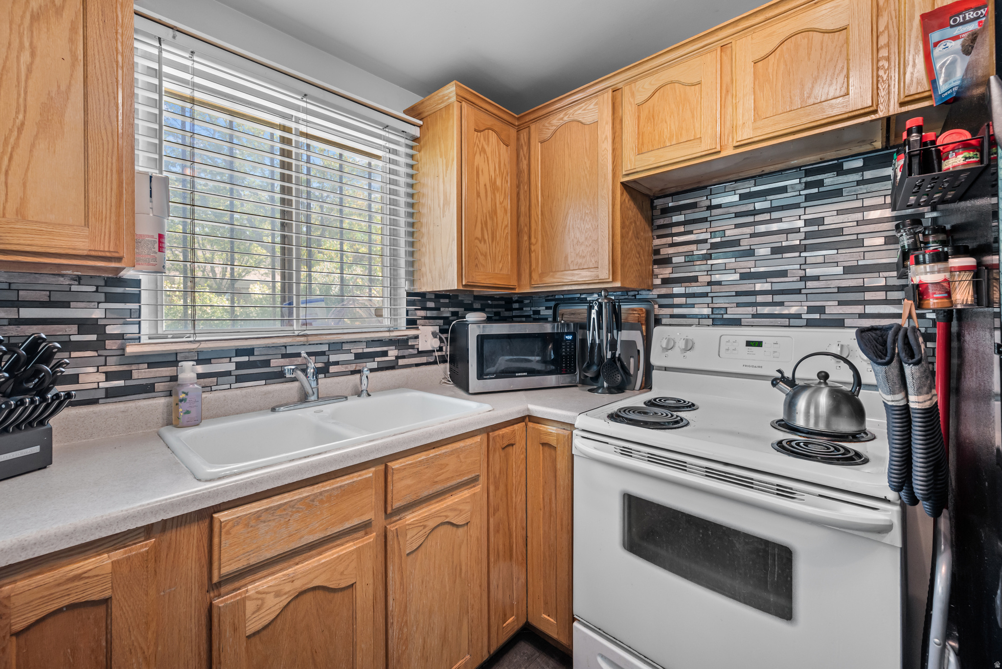 WESTVIEW NO. 7 - Residential