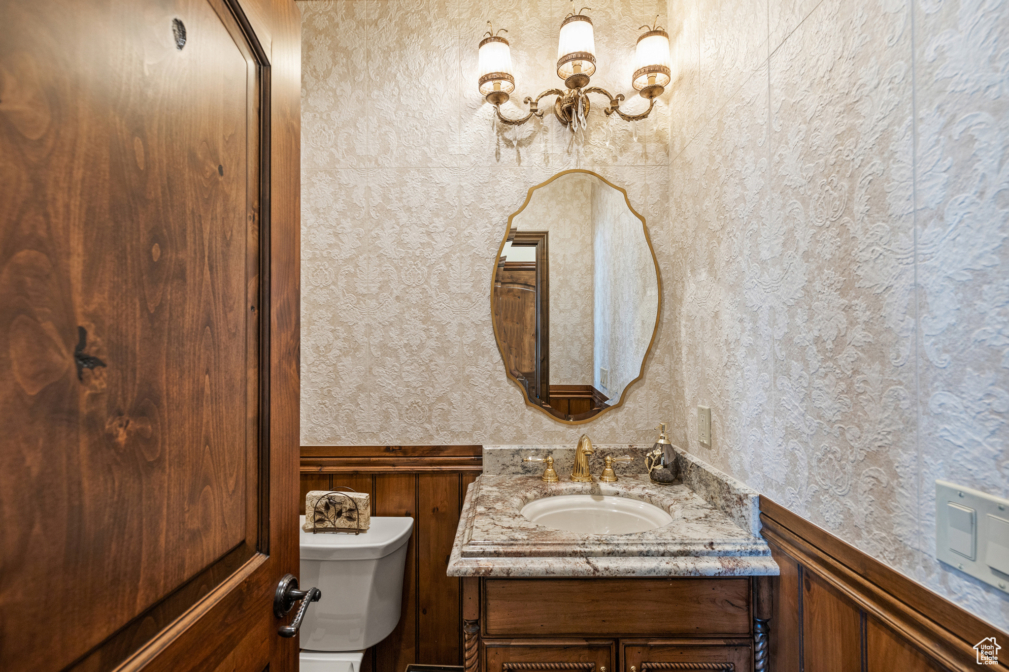 SARATOGA SPRINGS - Residential