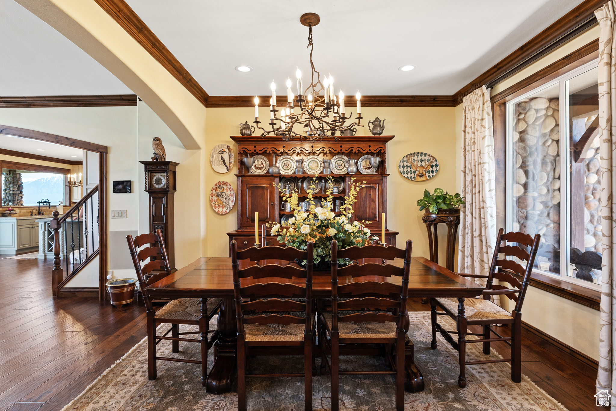 SARATOGA SPRINGS - Residential