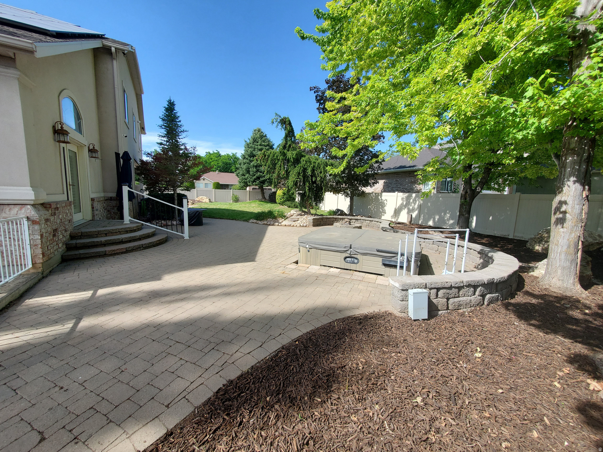 OAKCREST ON MUTTONHO - Residential
