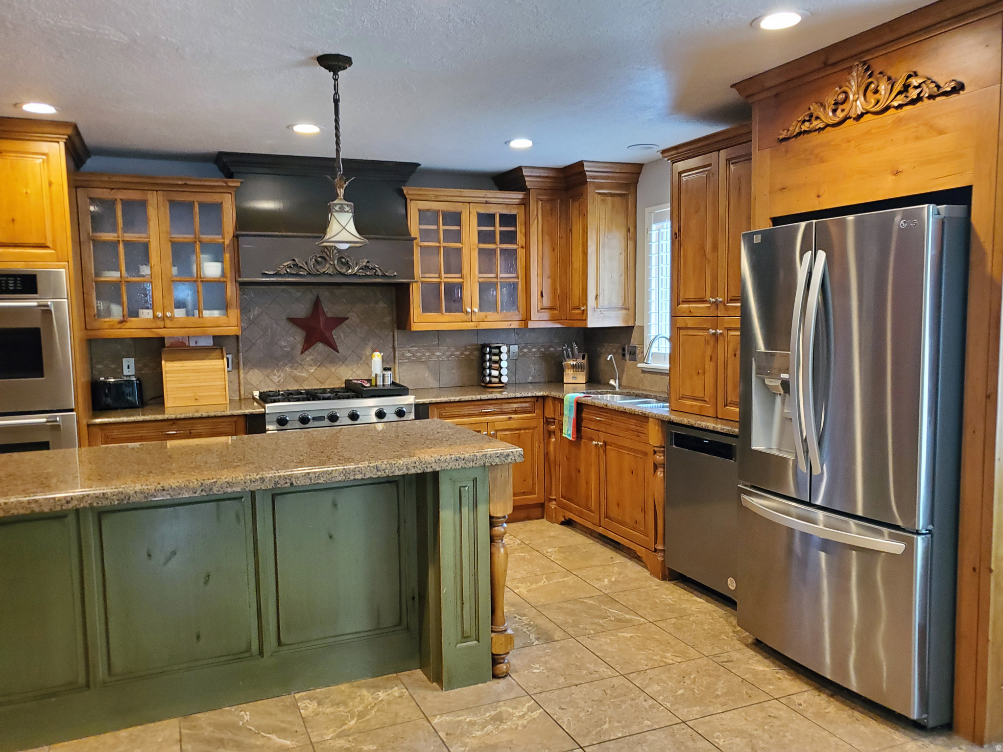 OAKCREST ON MUTTONHO - Residential