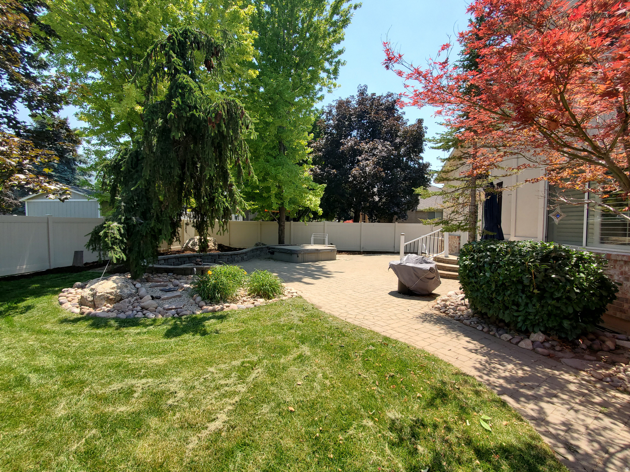 OAKCREST ON MUTTONHO - Residential
