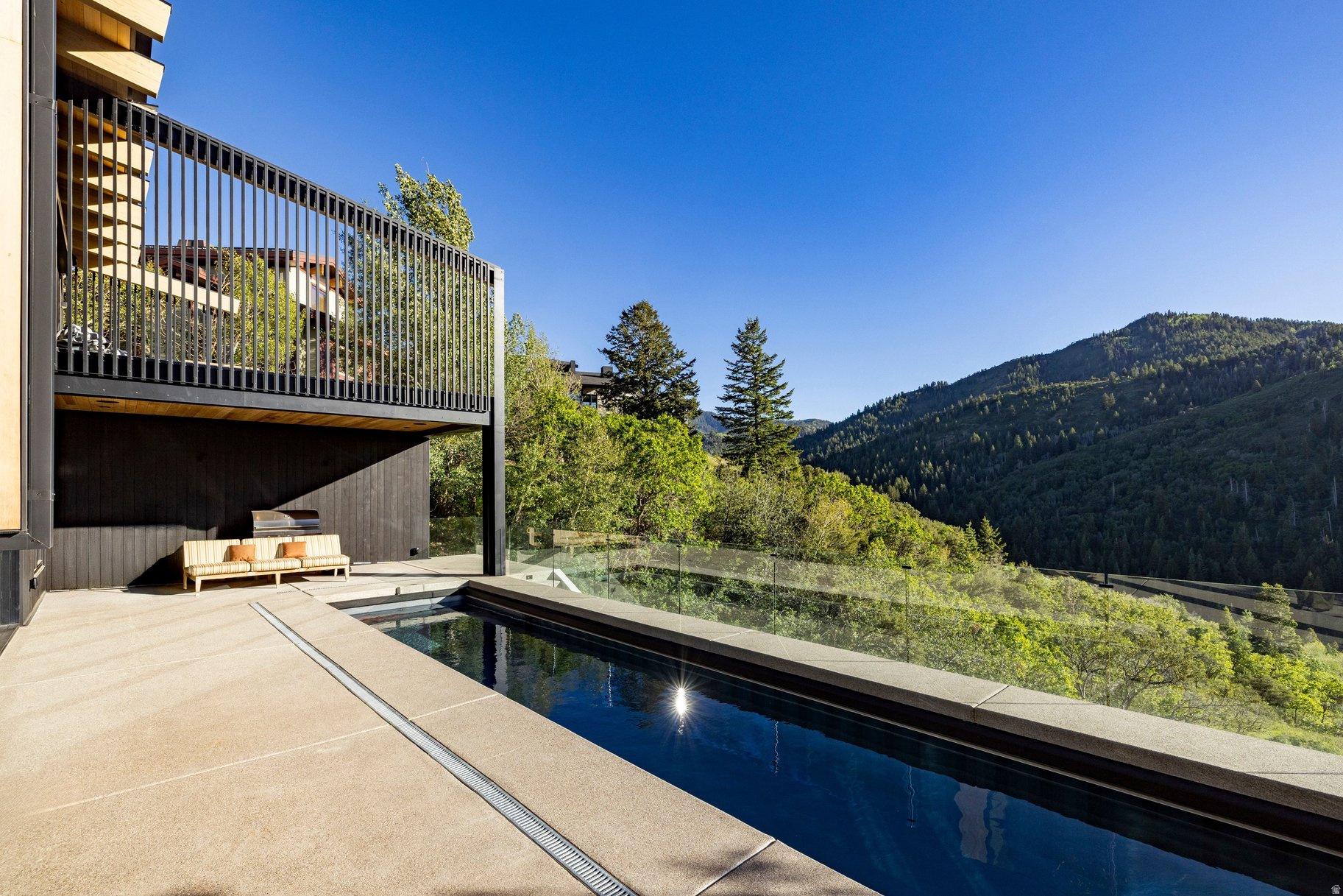 PINERIDGE SUB - Residential