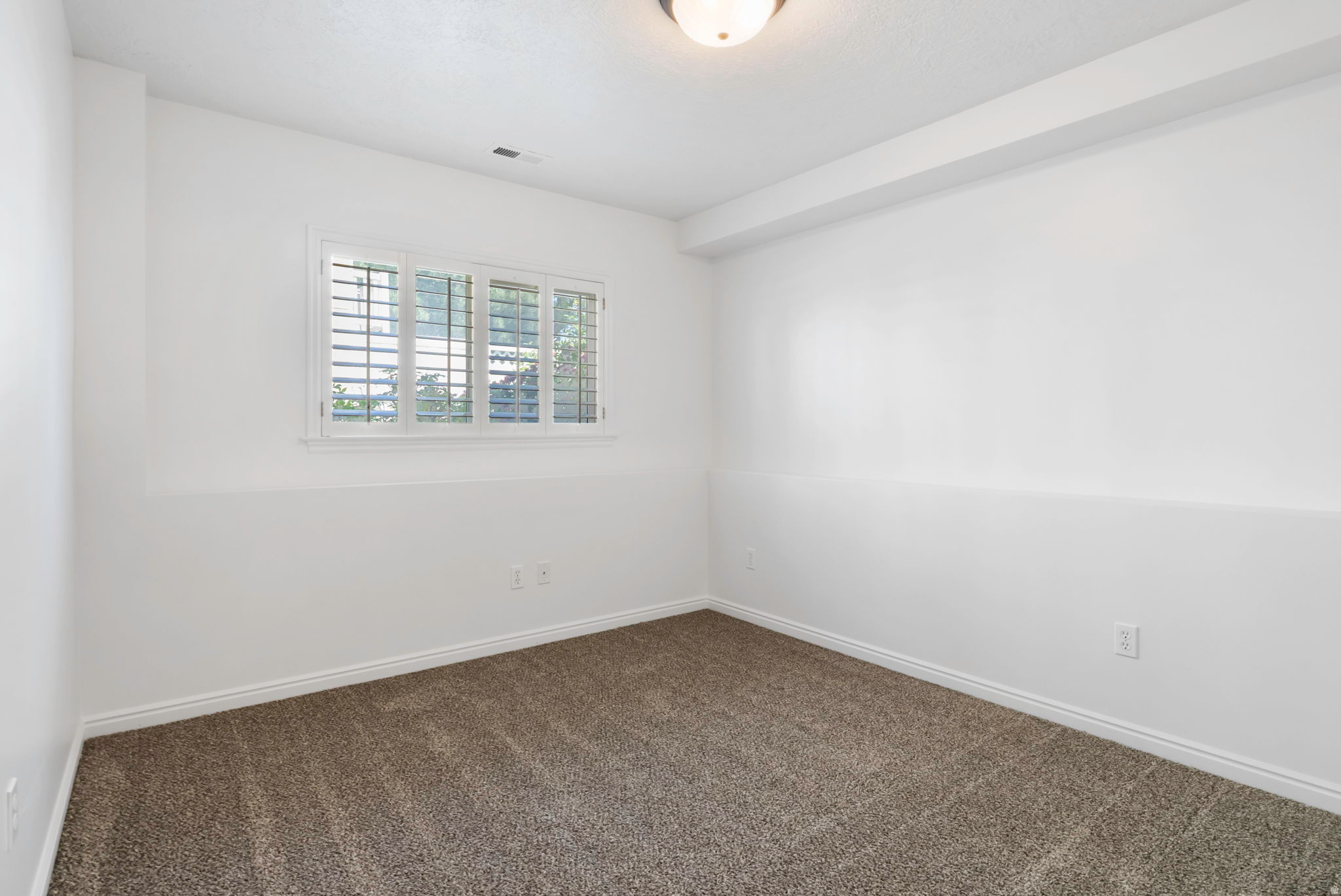 HAMPTON CREST - Residential