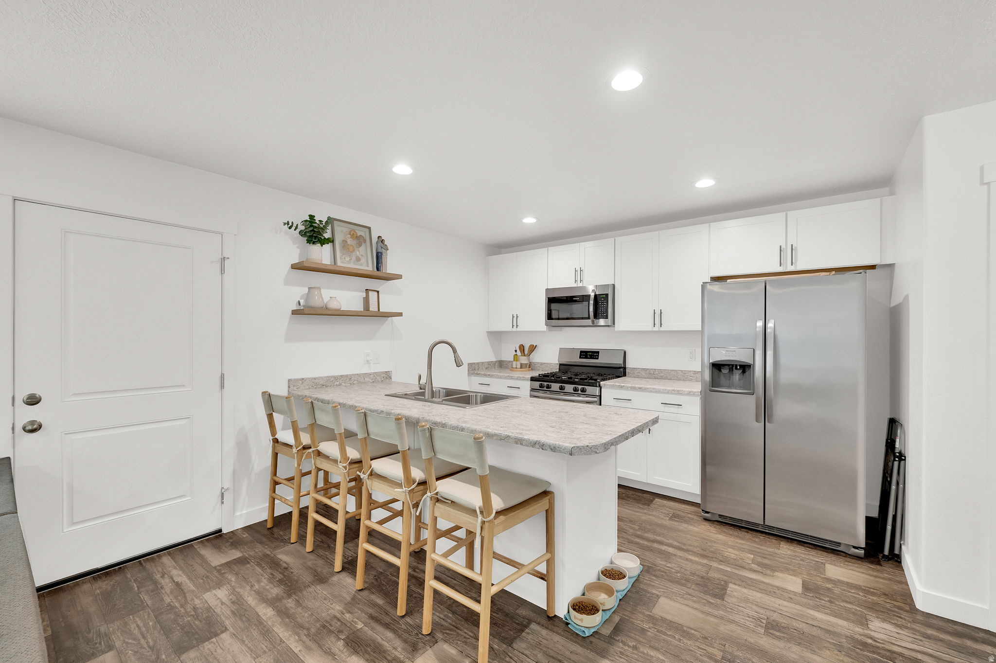RIVER BEND TOWNHOMES - Residential