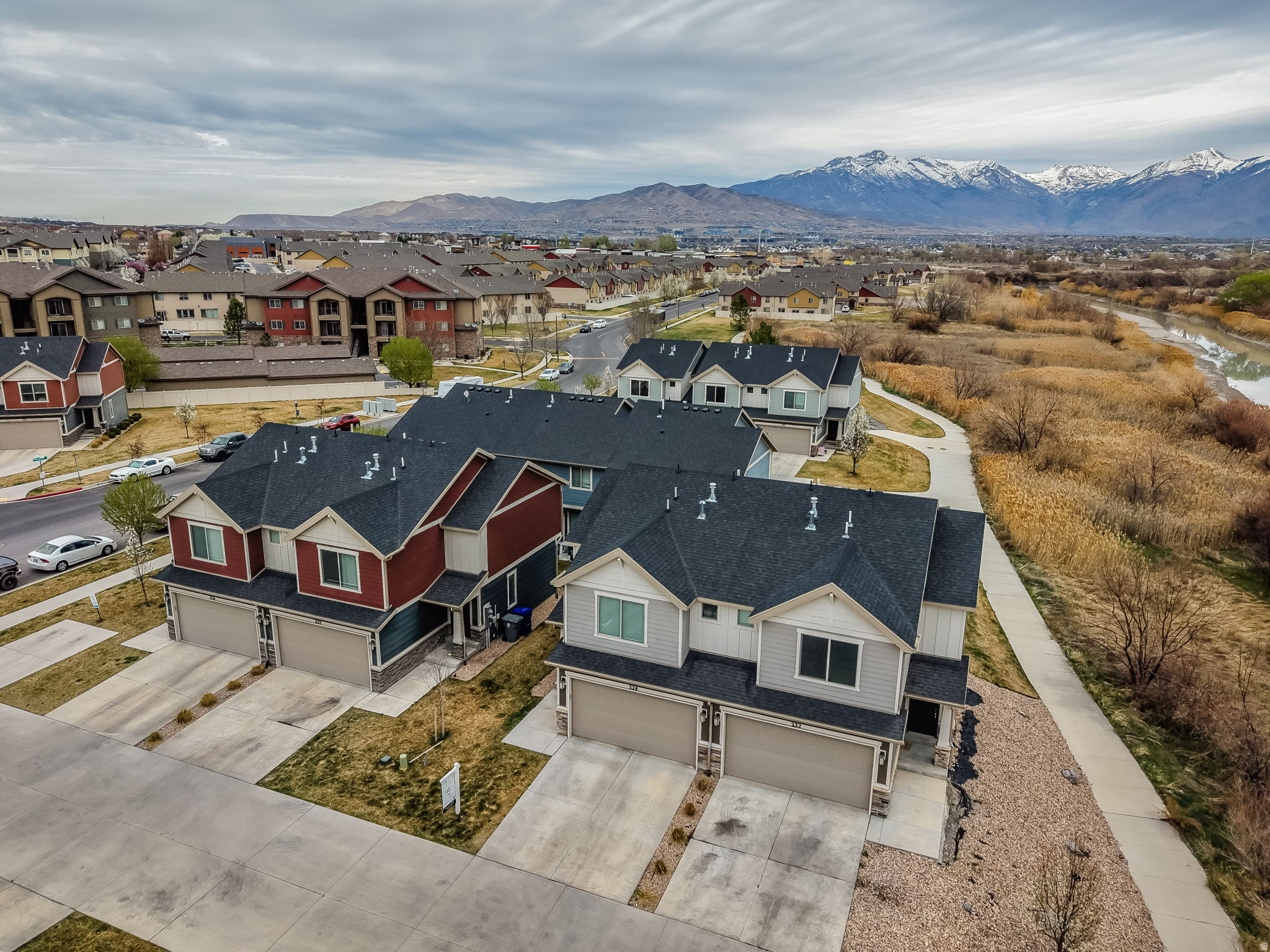 RIVER BEND TOWNHOMES - Residential