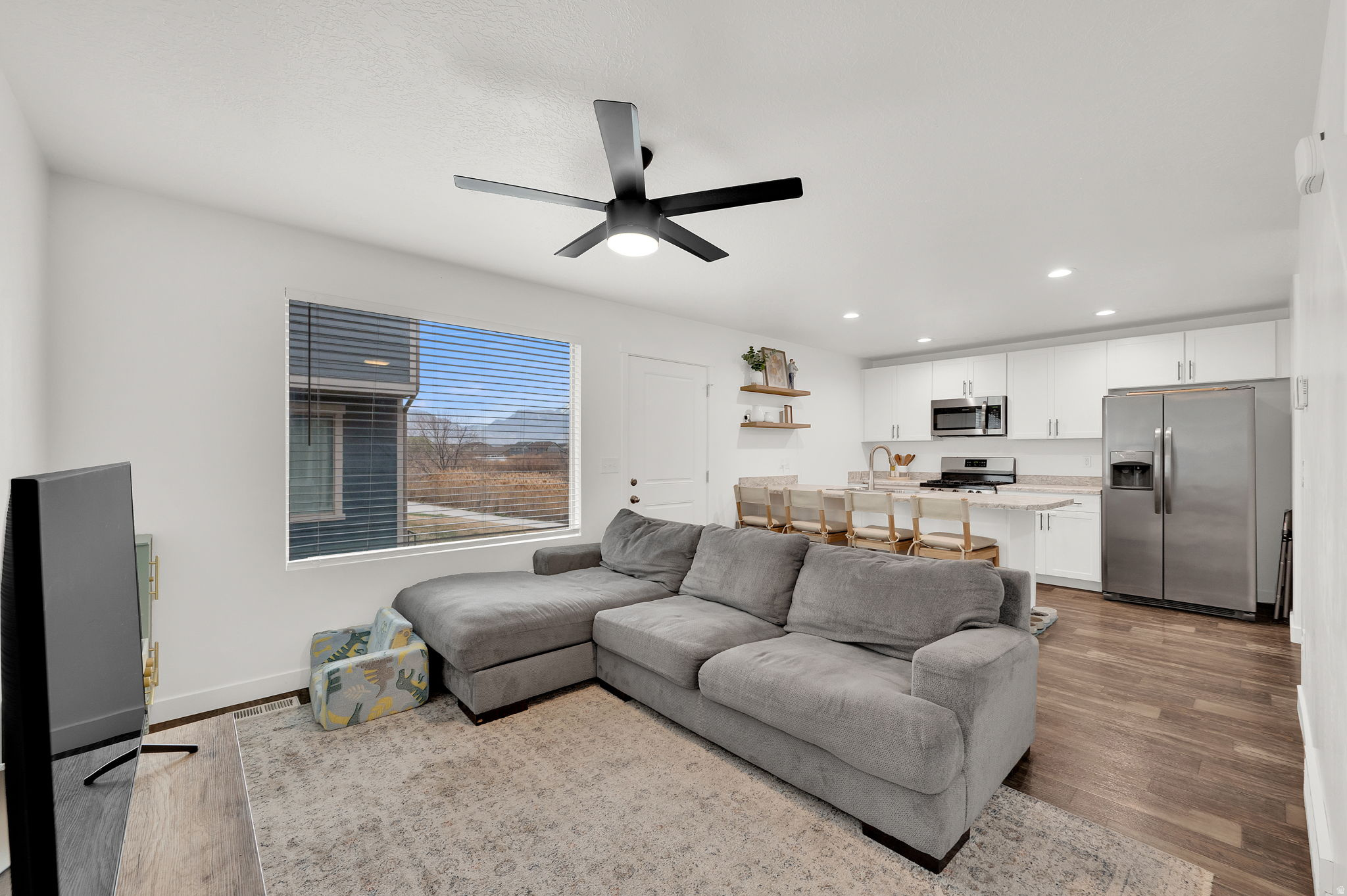 RIVER BEND TOWNHOMES - Residential