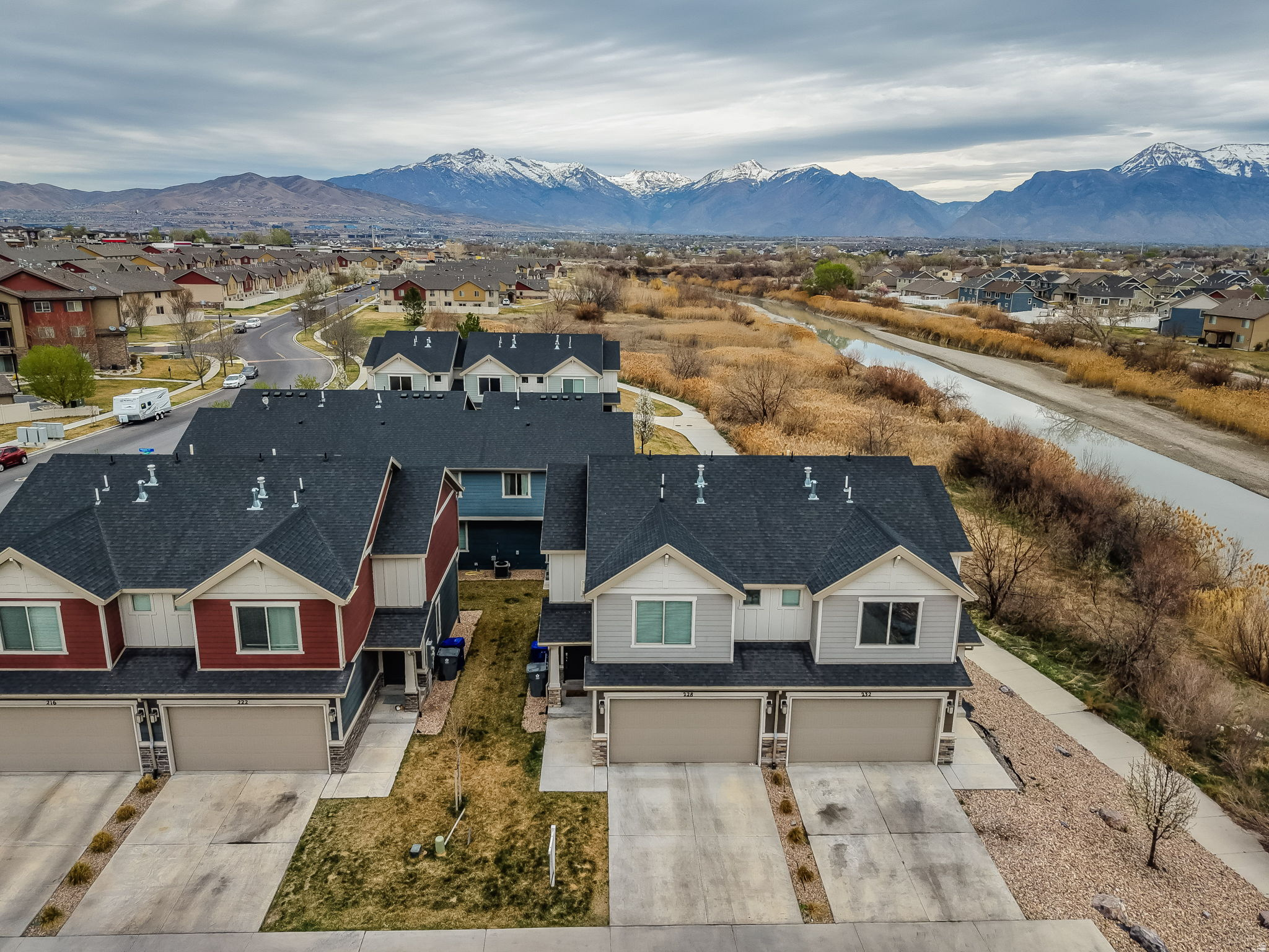 RIVER BEND TOWNHOMES - Residential