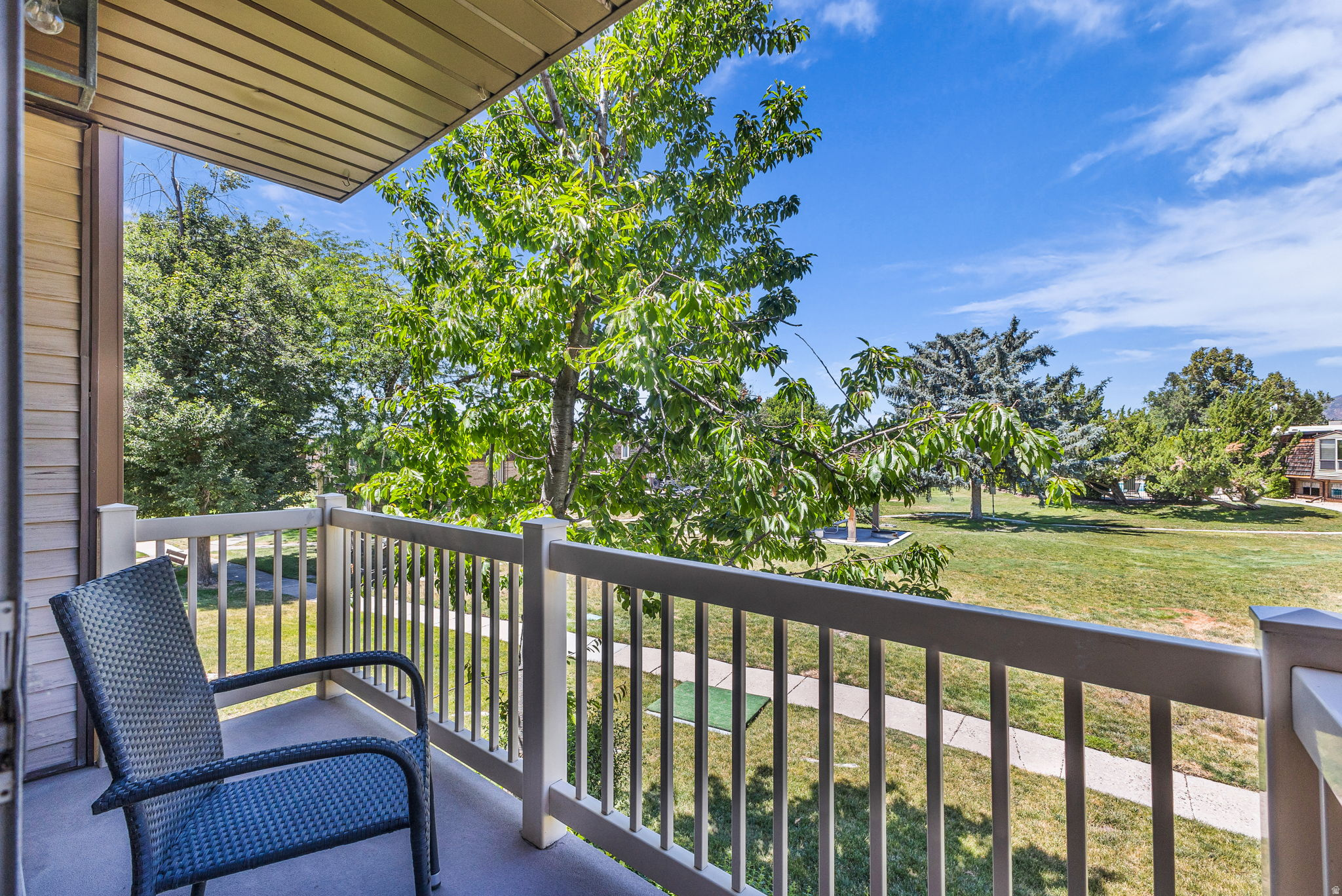 CEDAR SPRINGS - Residential
