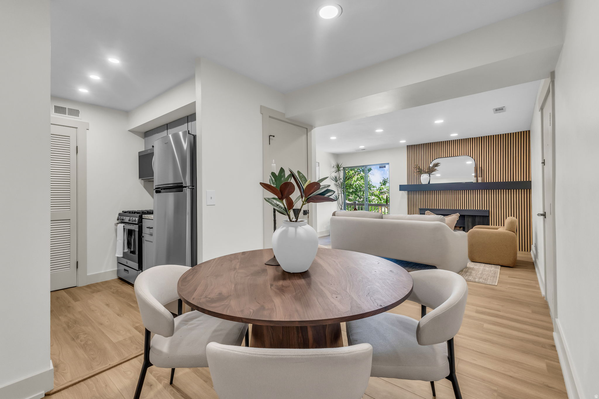 CEDAR SPRINGS - Residential