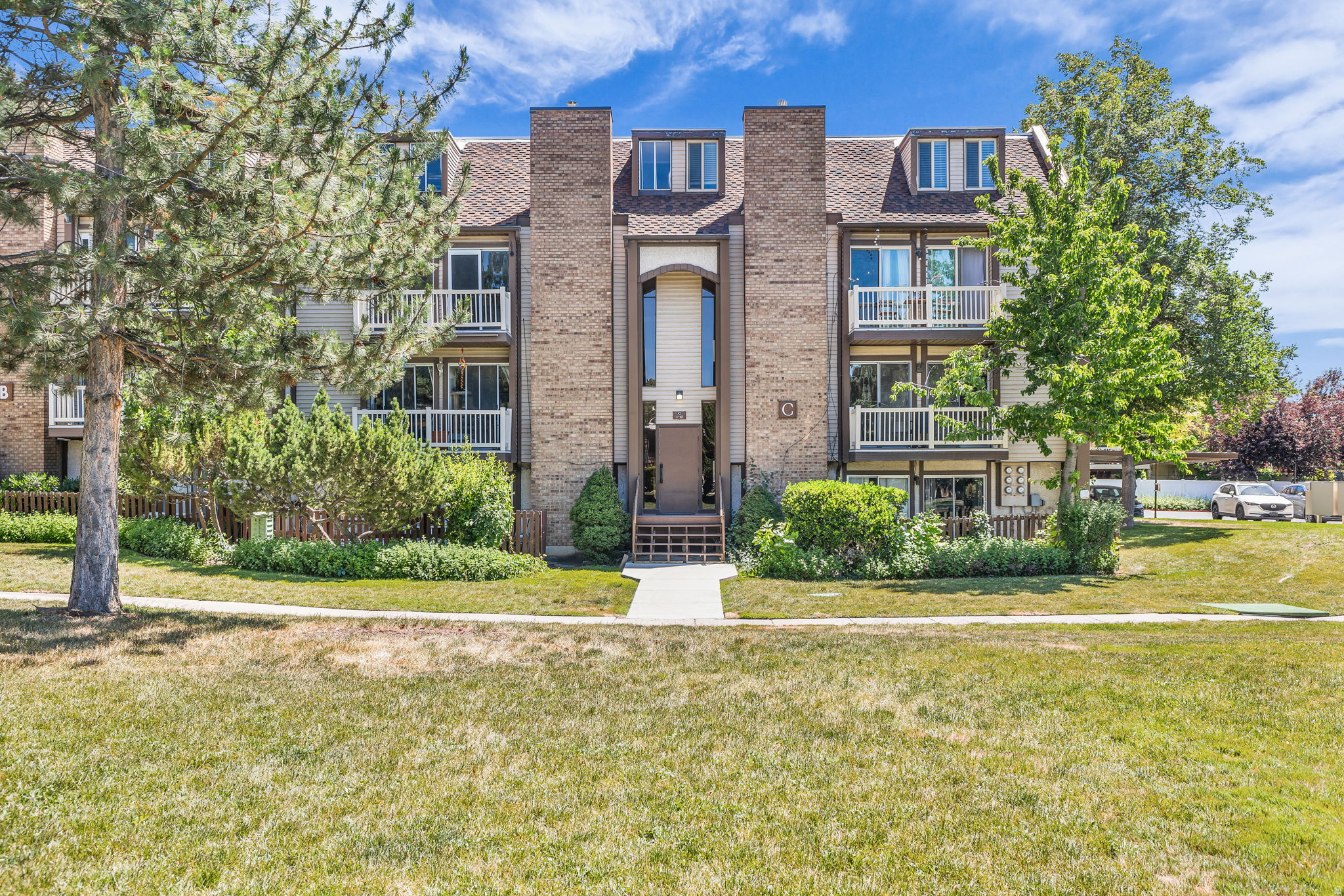 CEDAR SPRINGS - Residential