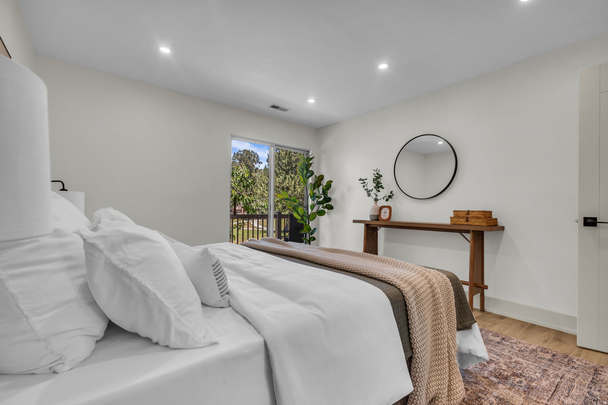 CEDAR SPRINGS - Residential