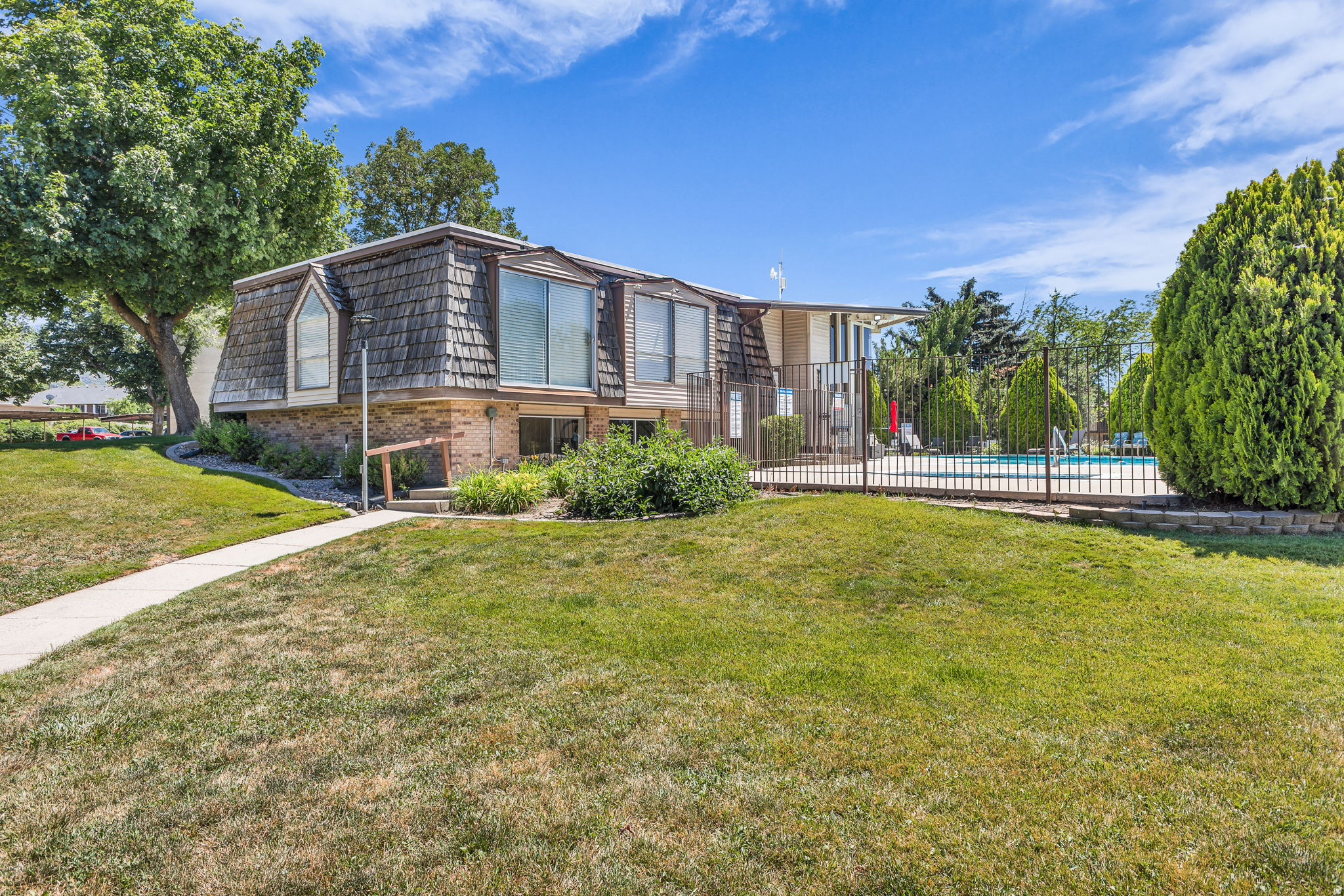 CEDAR SPRINGS - Residential