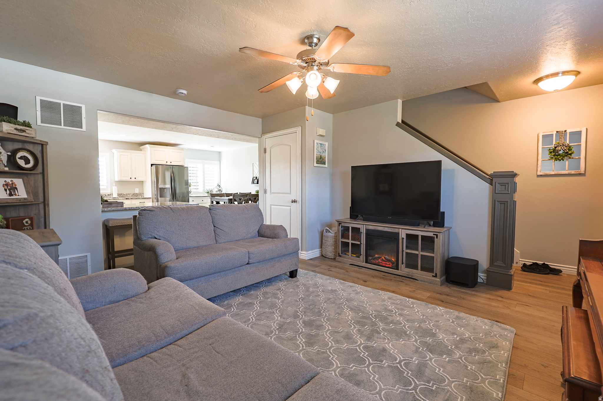 LIVINGSTON ESTATES - Residential