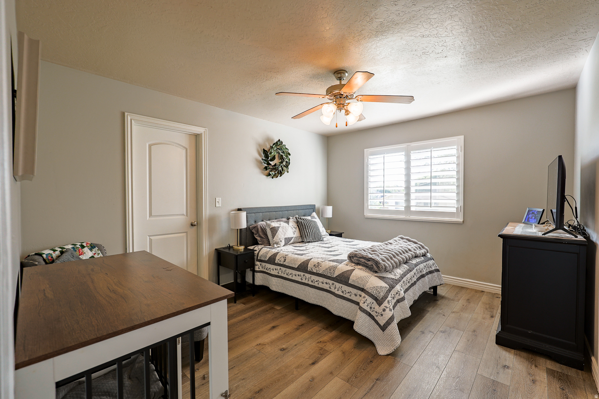 LIVINGSTON ESTATES - Residential
