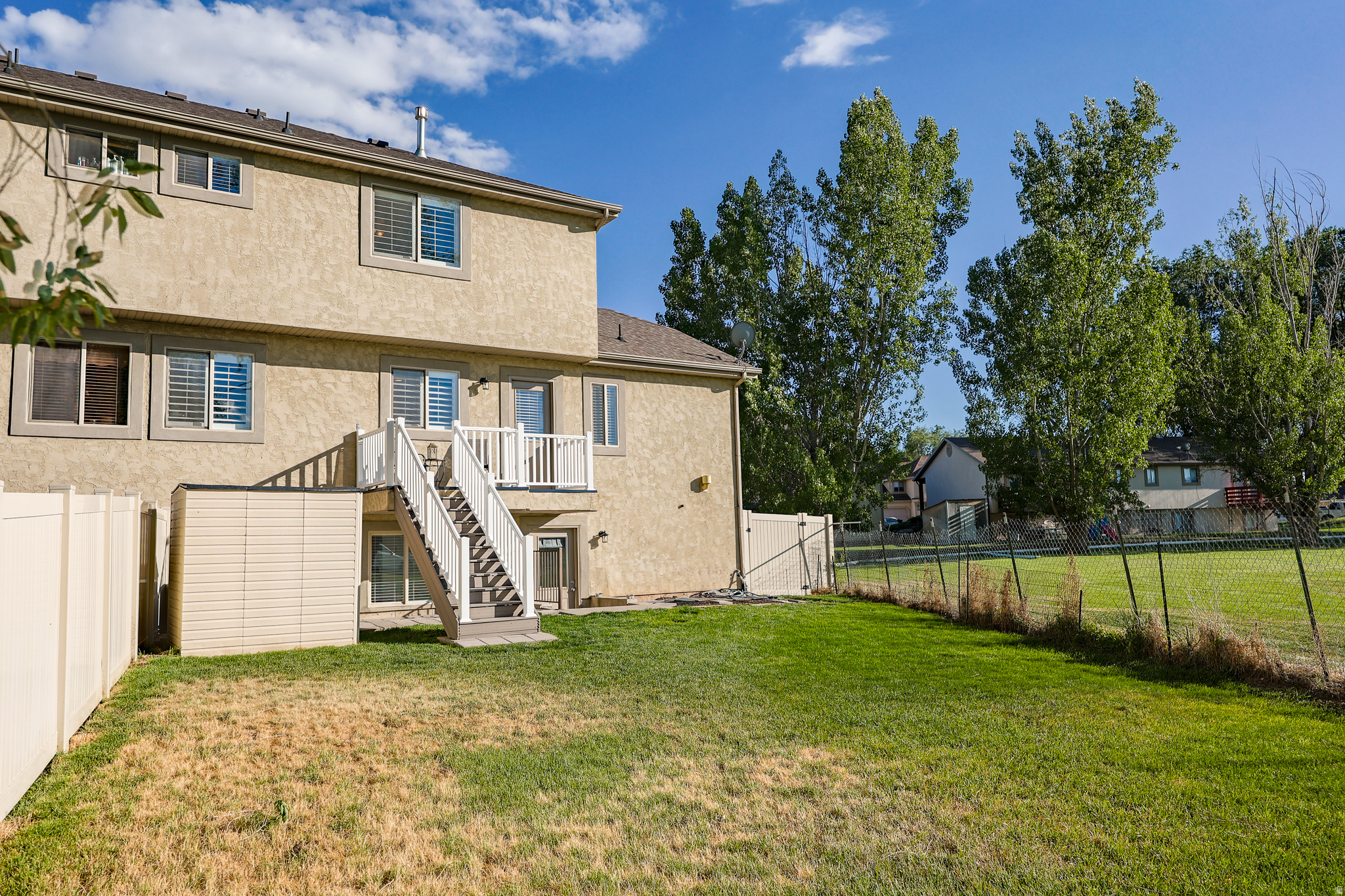 LIVINGSTON ESTATES - Residential