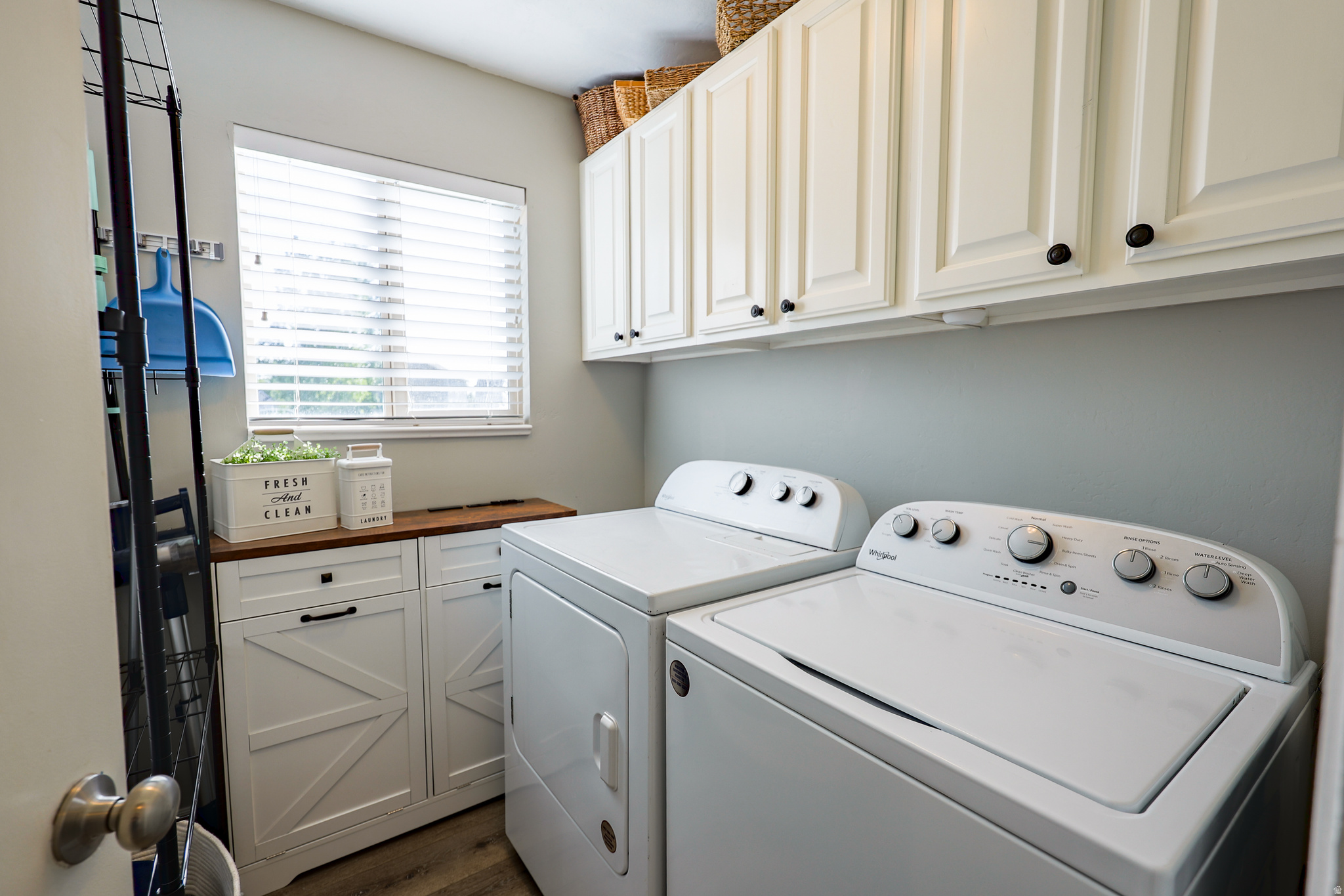 LIVINGSTON ESTATES - Residential