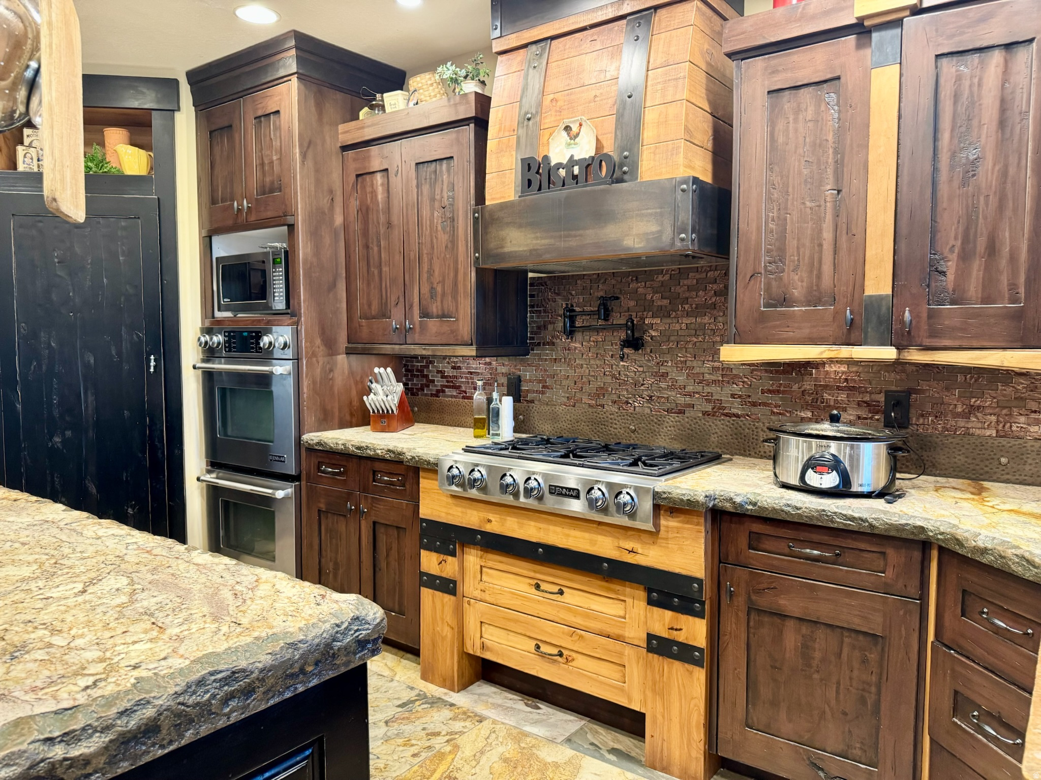 BARLOW-BOWMAN - Residential