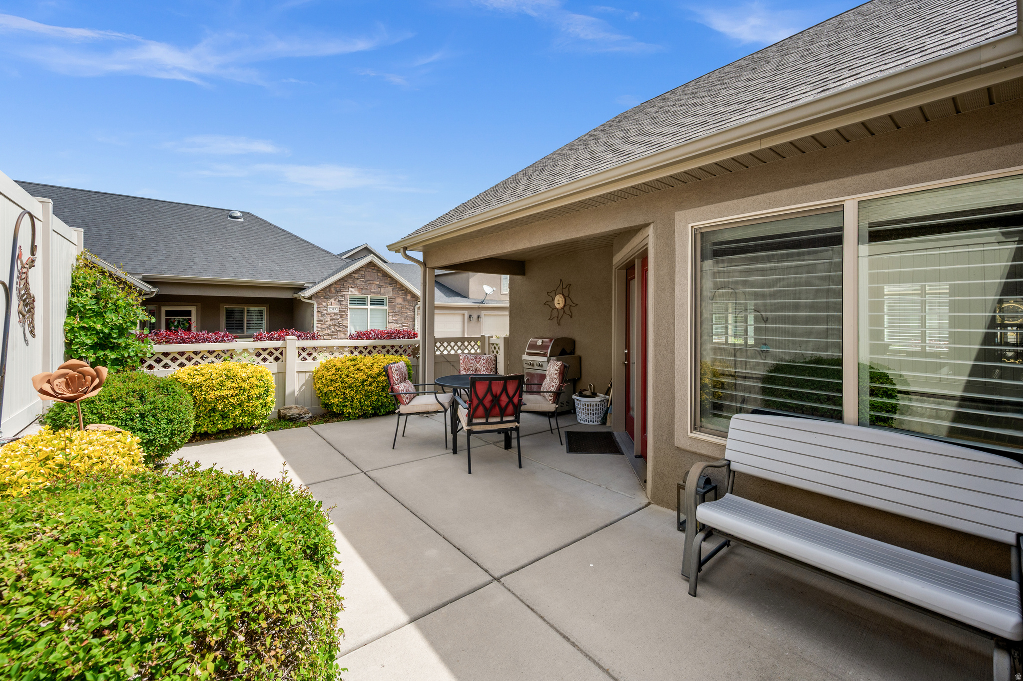 BRIDLEWOOD VILLAS - Residential