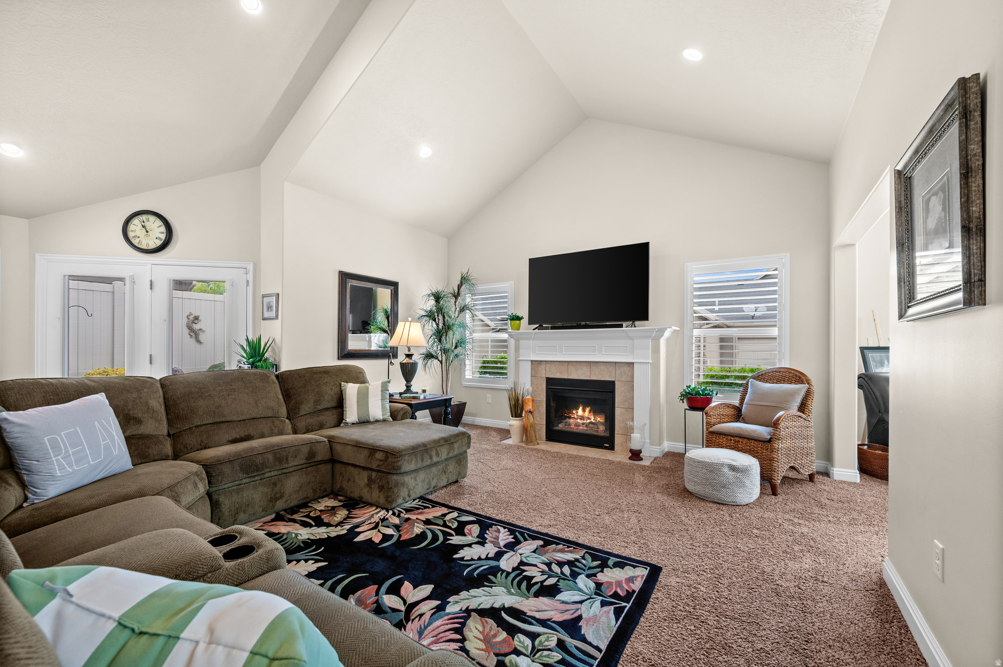 BRIDLEWOOD VILLAS - Residential