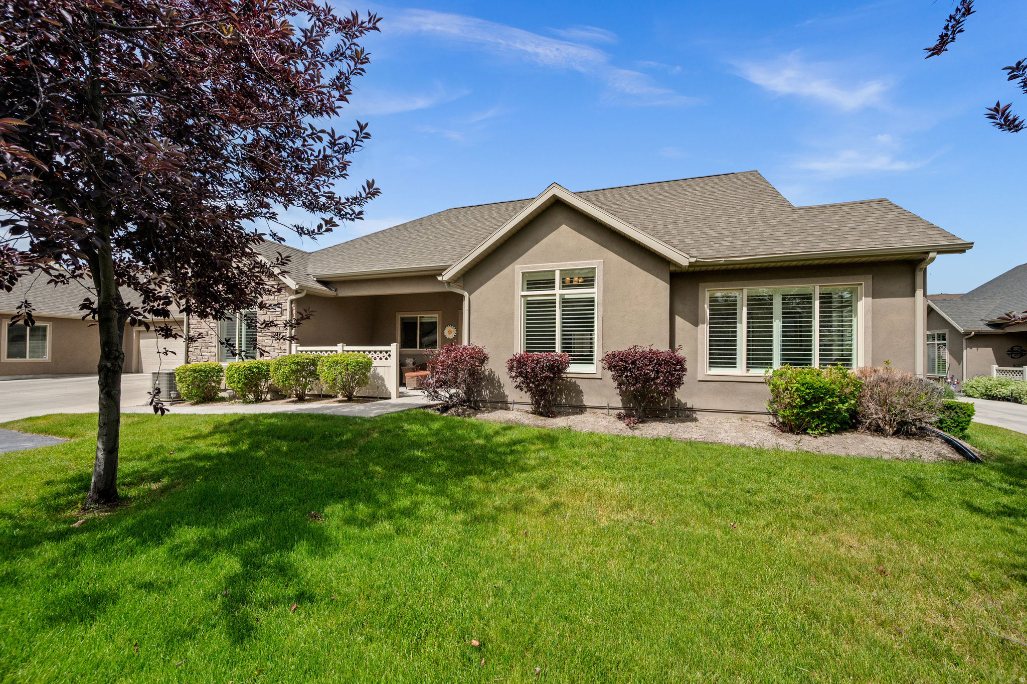 BRIDLEWOOD VILLAS - Residential