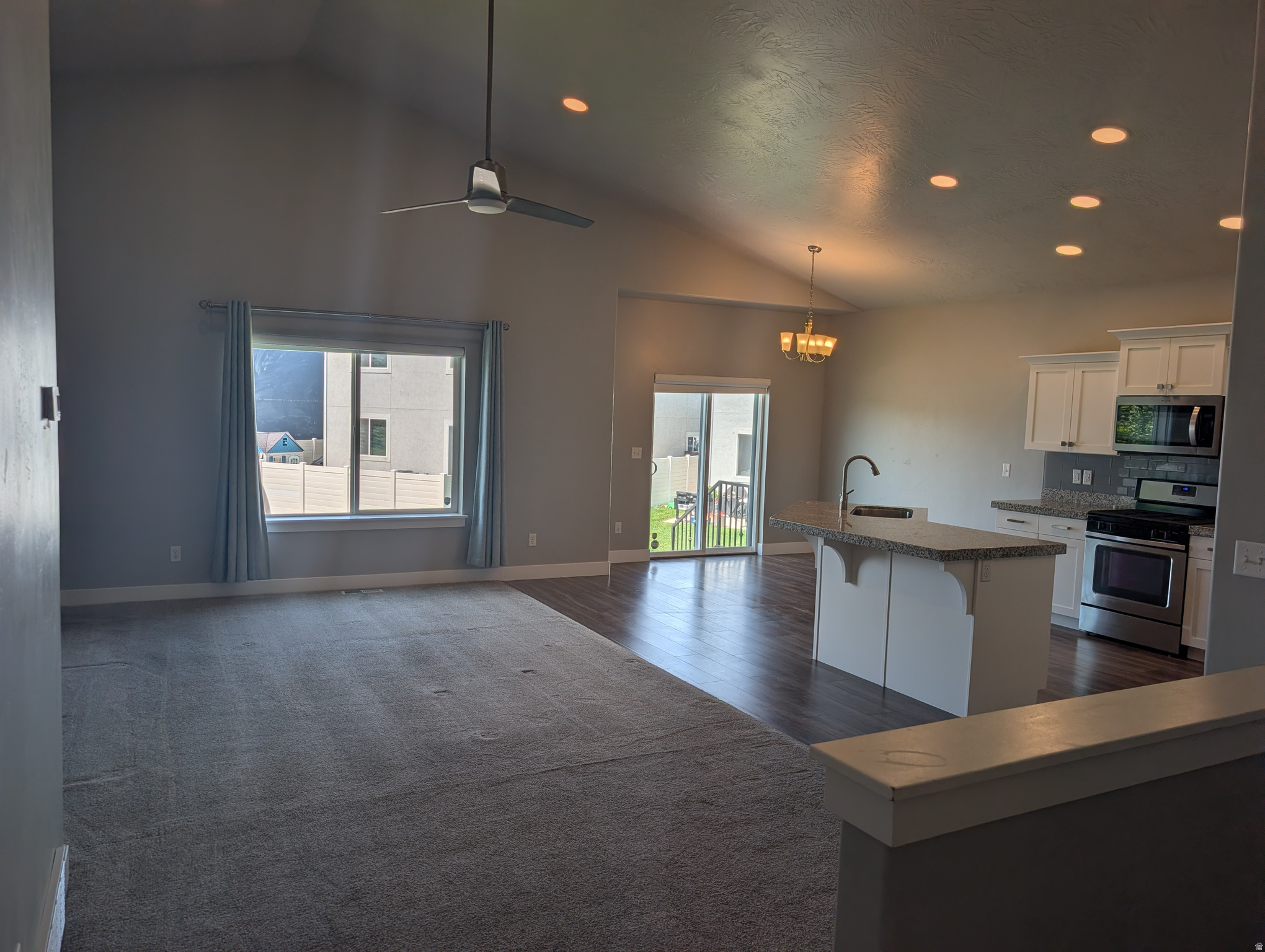 BRIDGEPORT AT WATERS EDGE - Residential