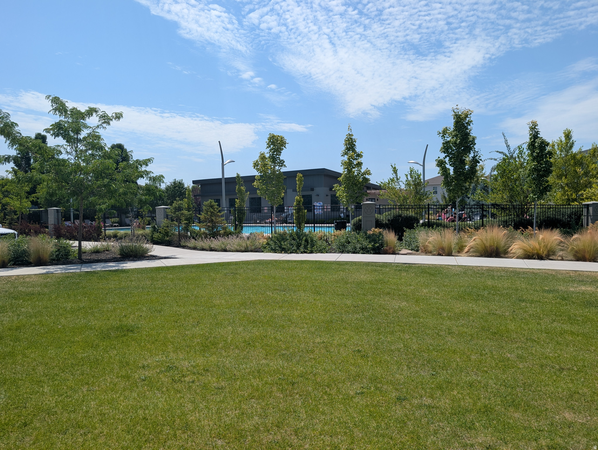 BRIDGEPORT AT WATERS EDGE - Residential