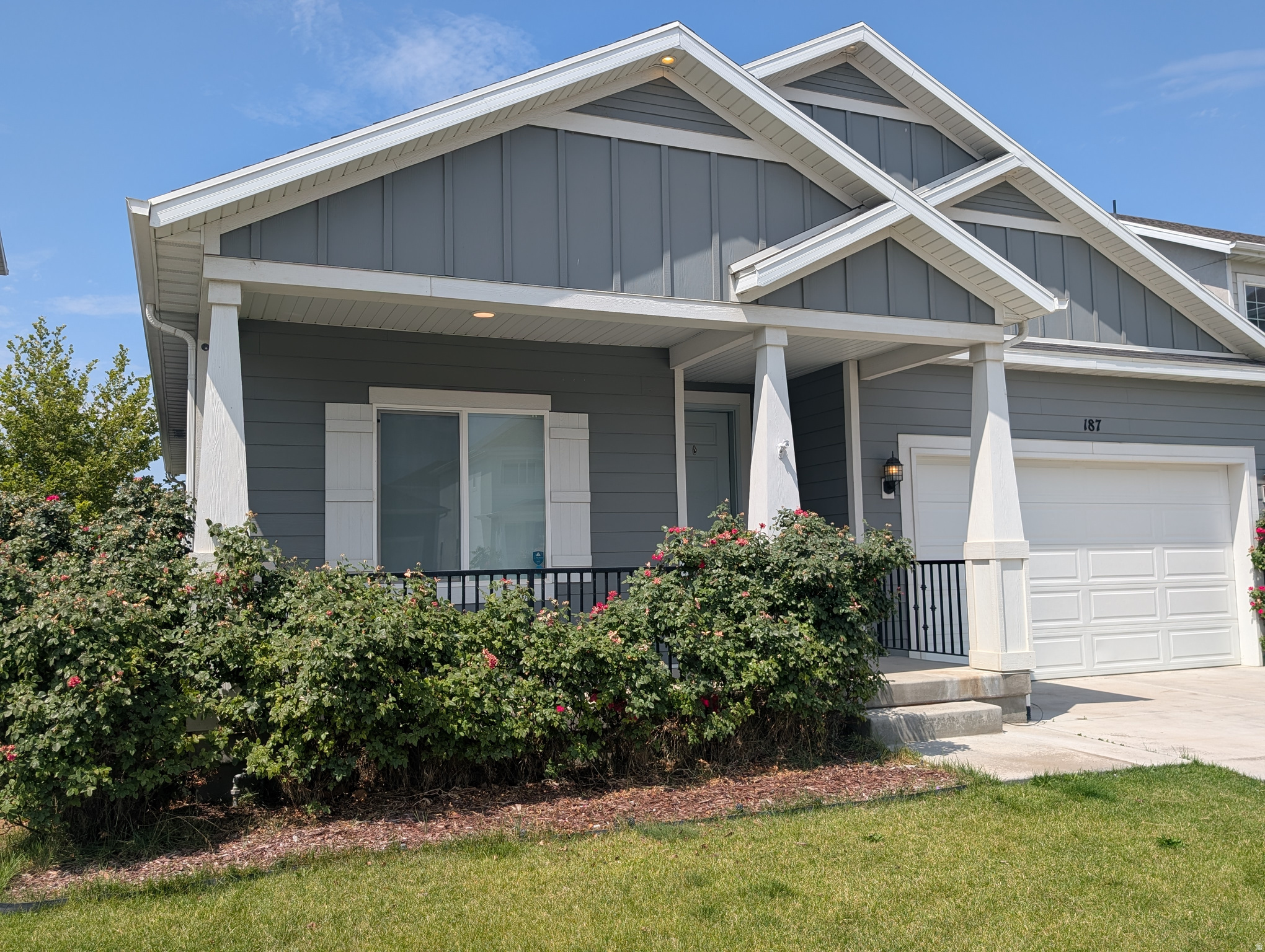 BRIDGEPORT AT WATERS EDGE - Residential