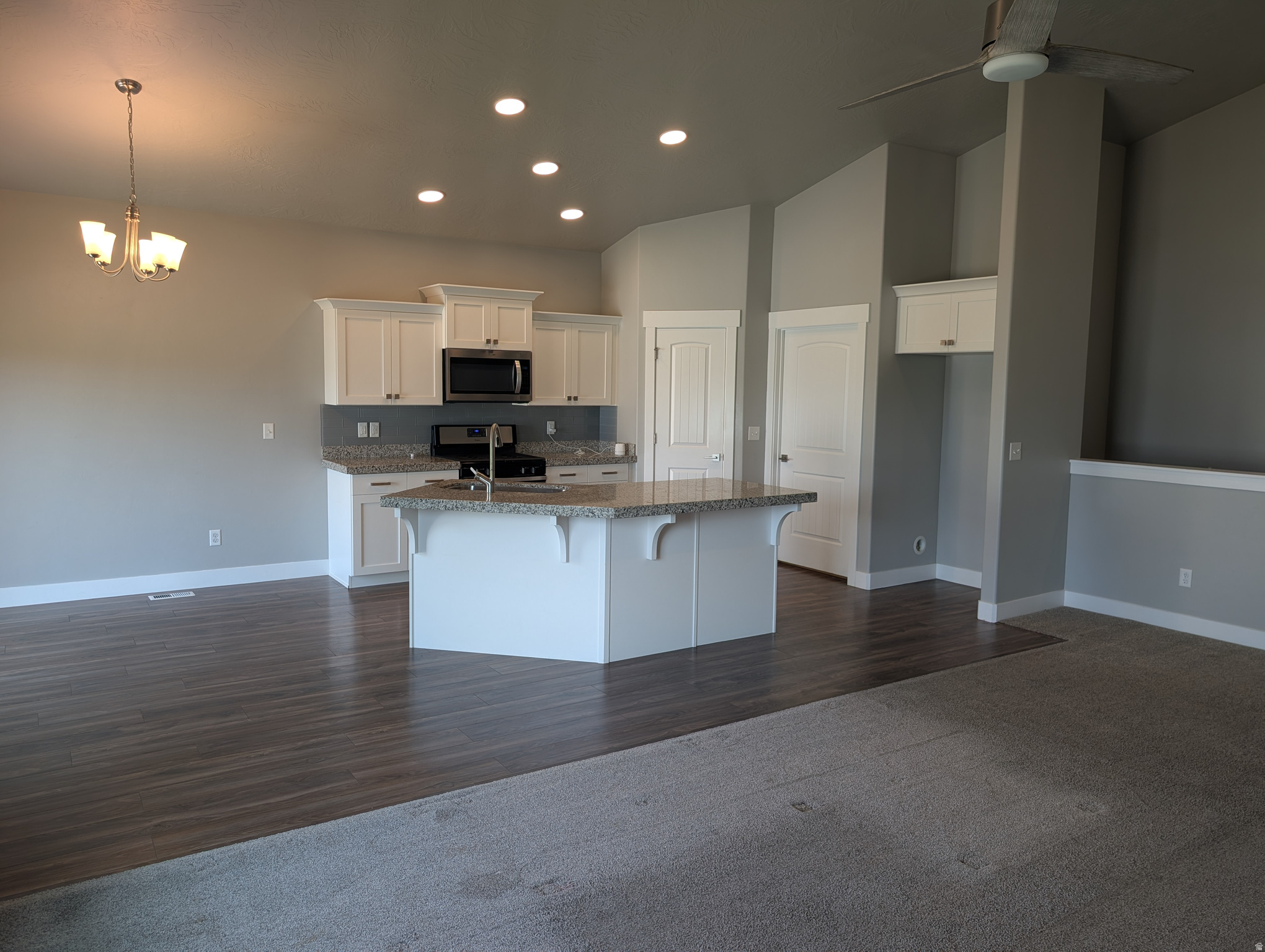 BRIDGEPORT AT WATERS EDGE - Residential