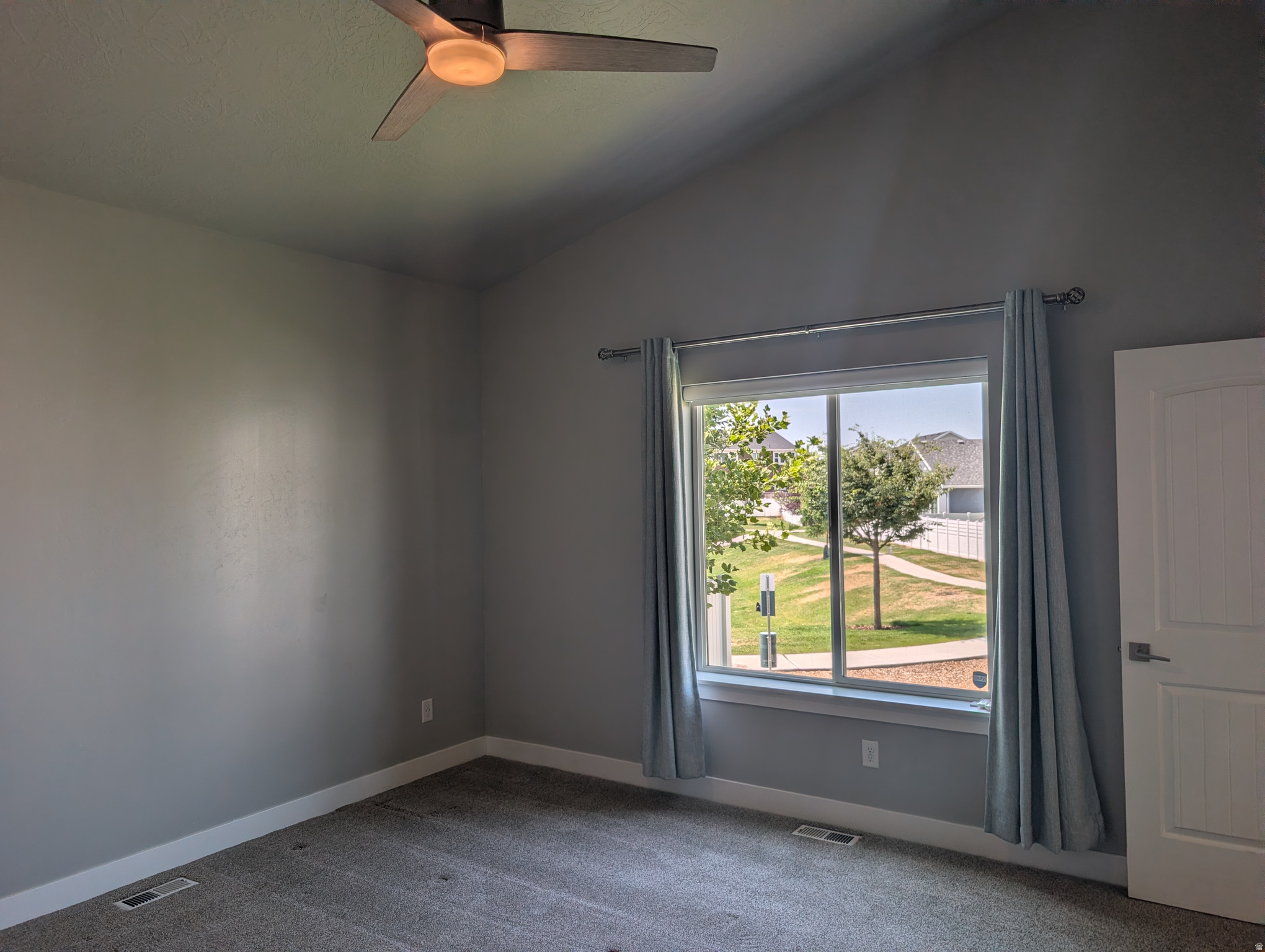 BRIDGEPORT AT WATERS EDGE - Residential