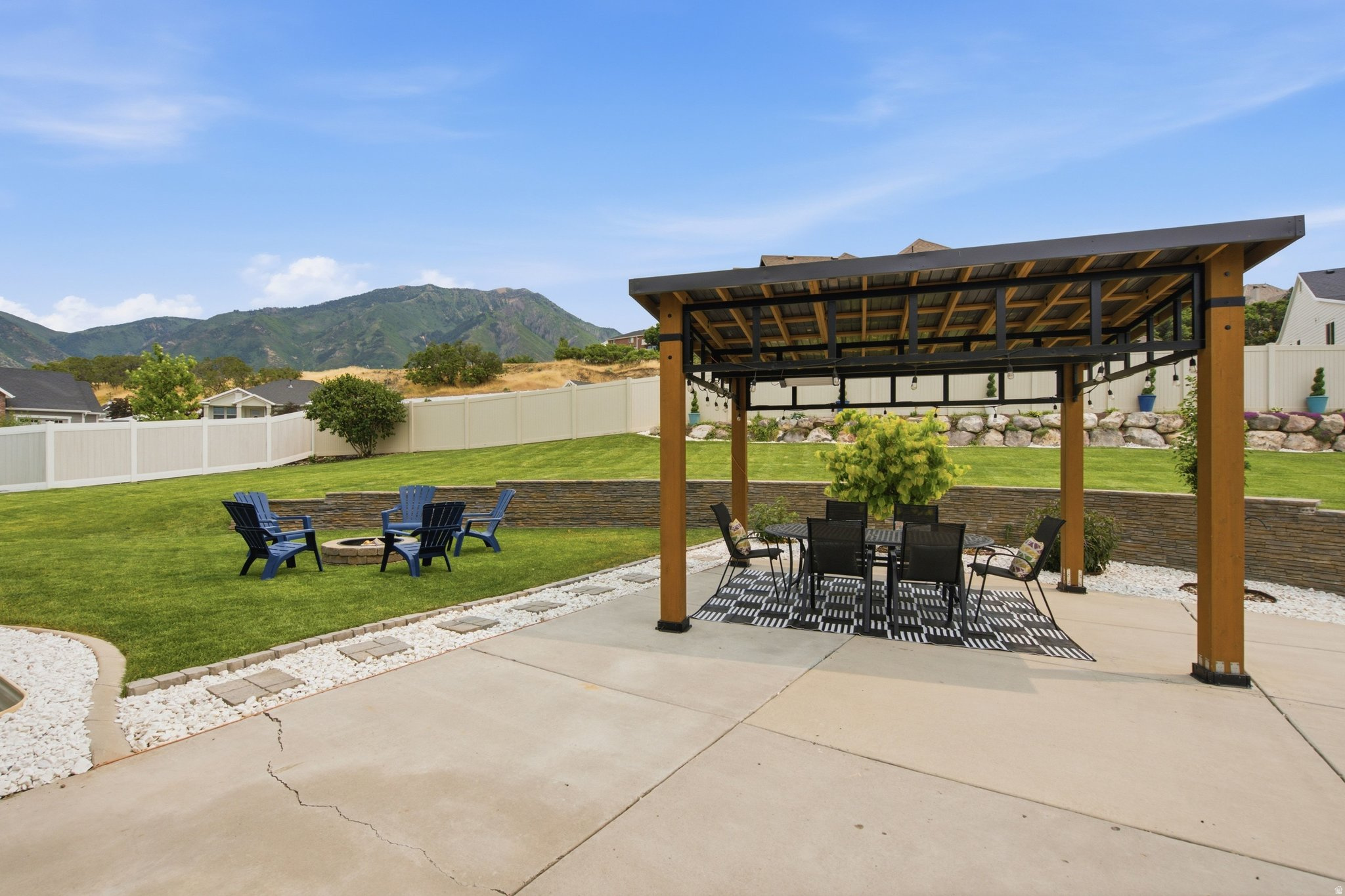 CLOWARD ESTATES - Residential