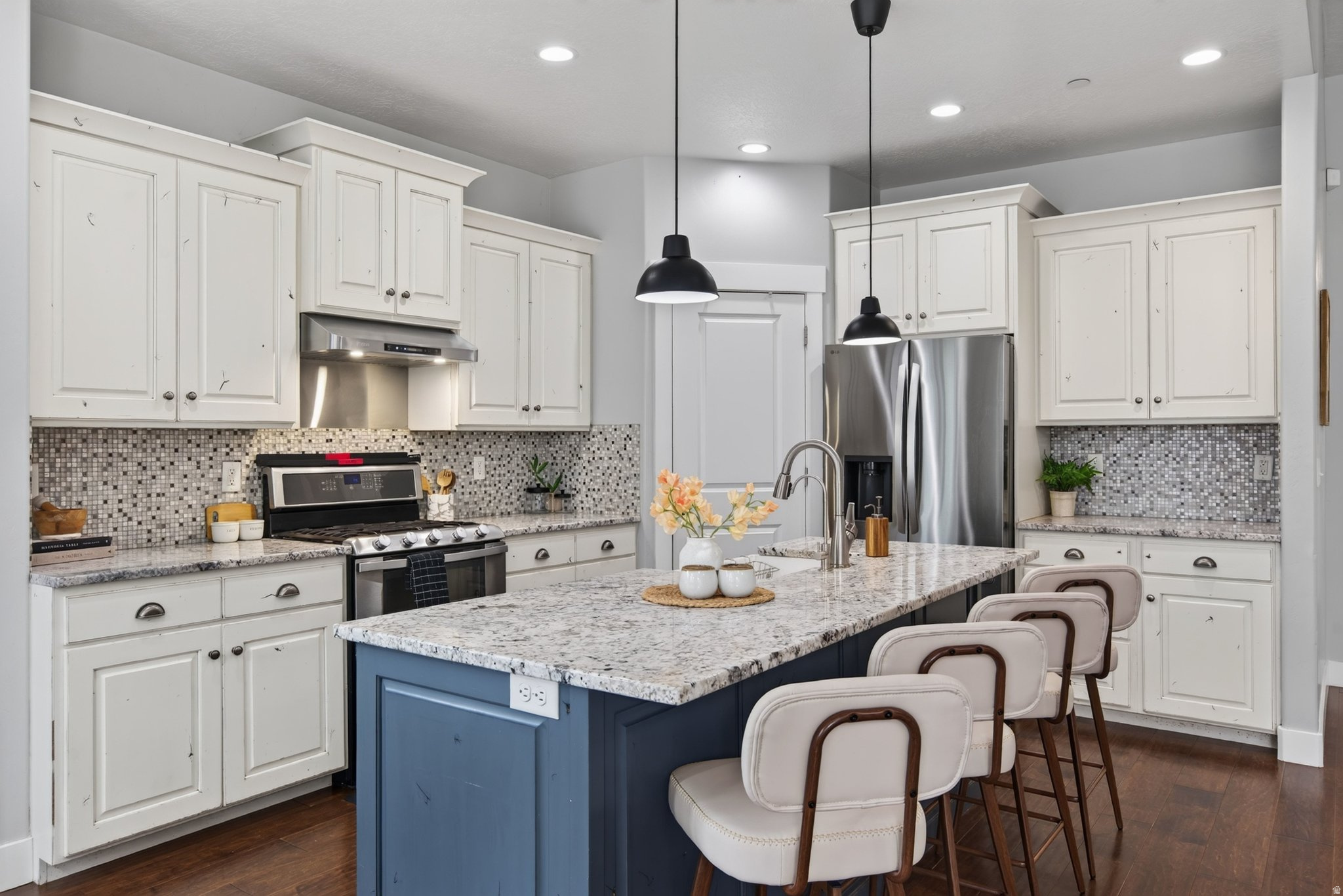 CLOWARD ESTATES - Residential