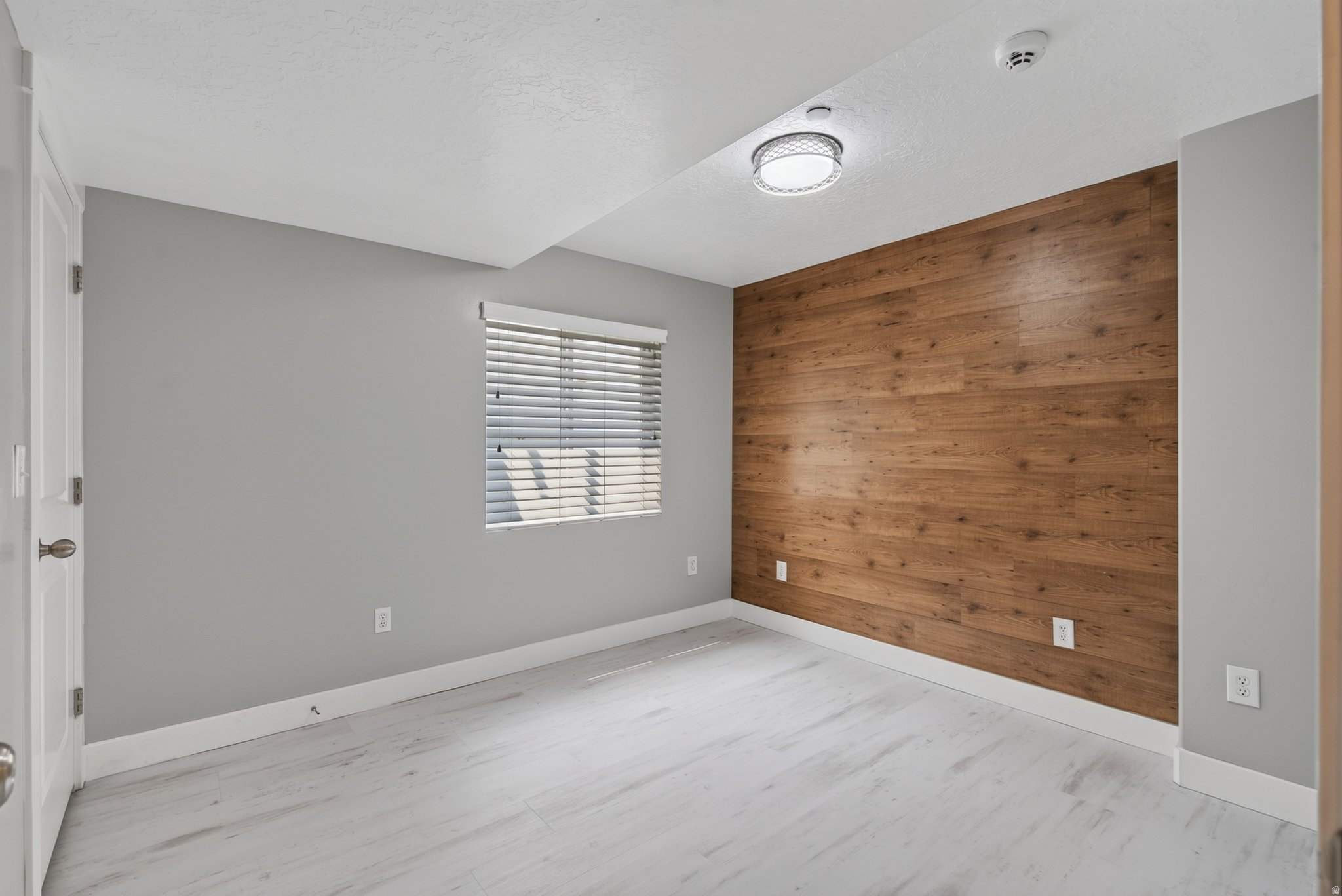 CLOWARD ESTATES - Residential