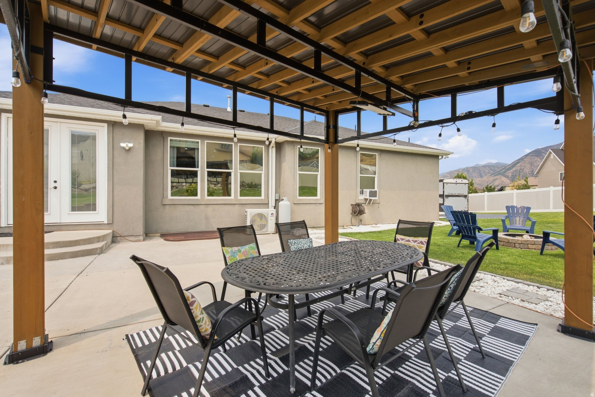 CLOWARD ESTATES - Residential