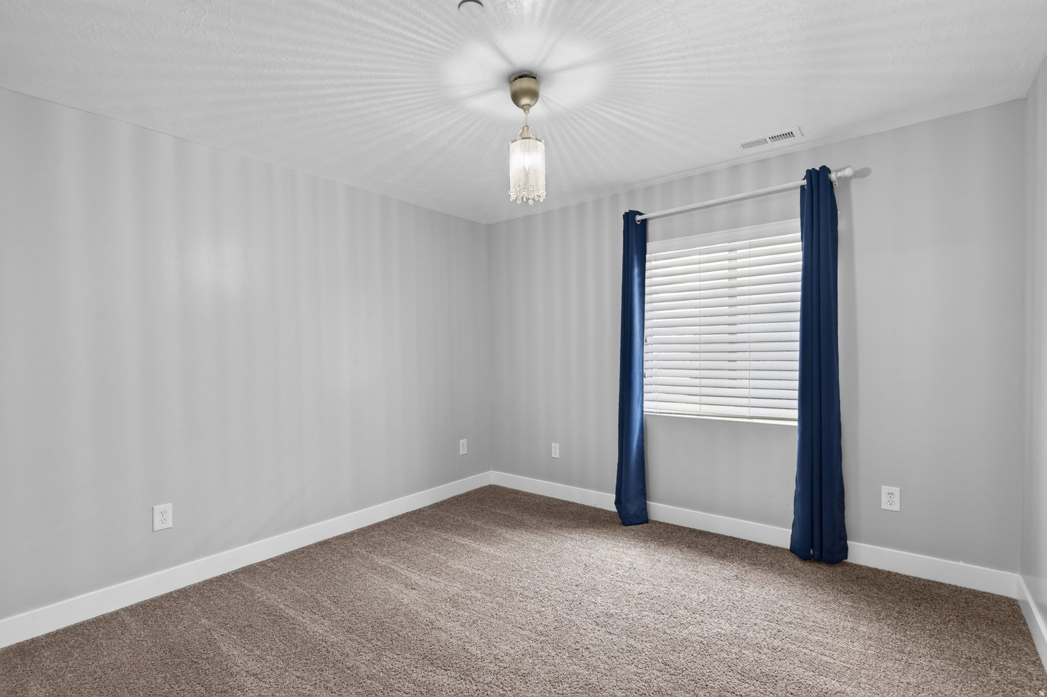 CLOWARD ESTATES - Residential