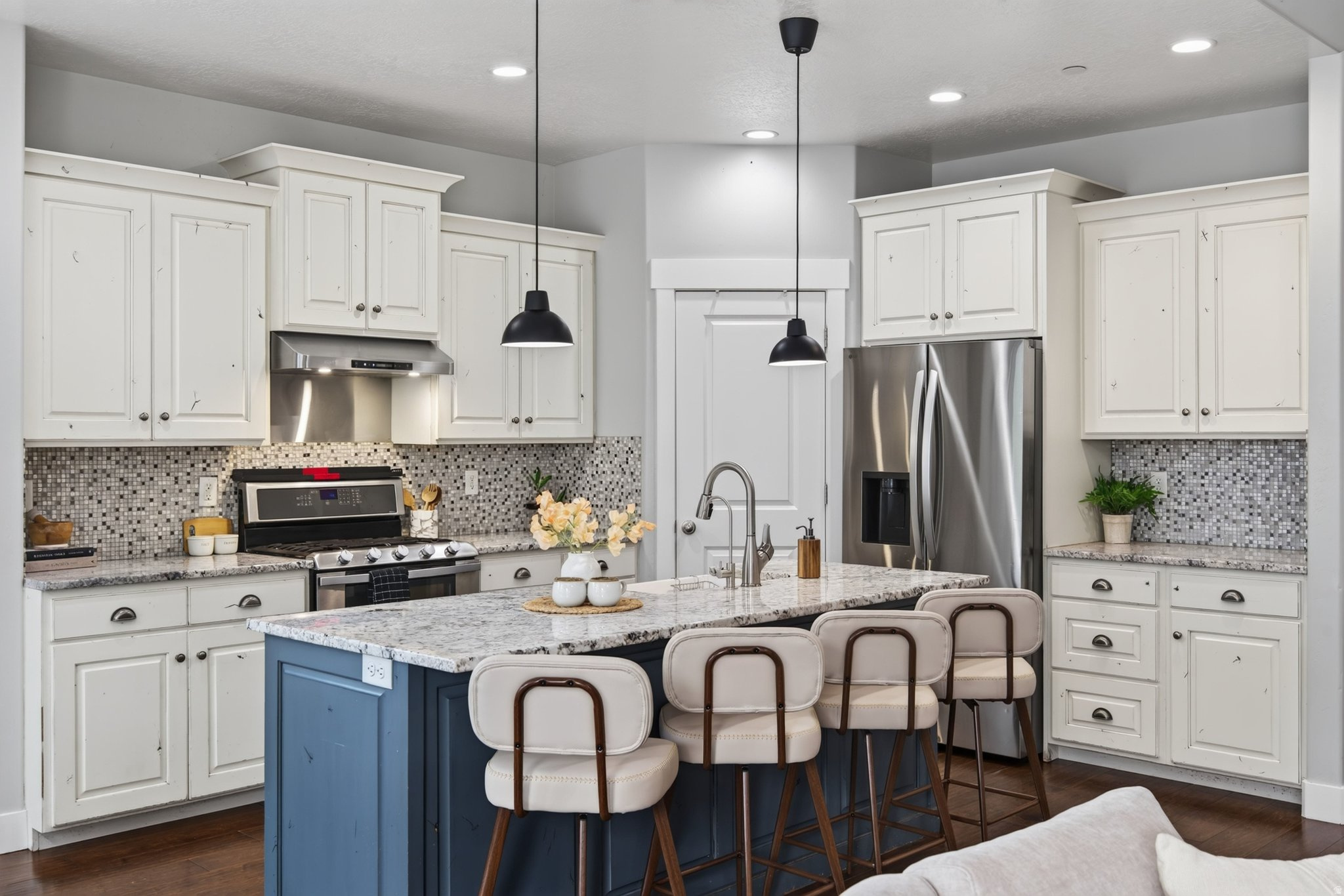 CLOWARD ESTATES - Residential