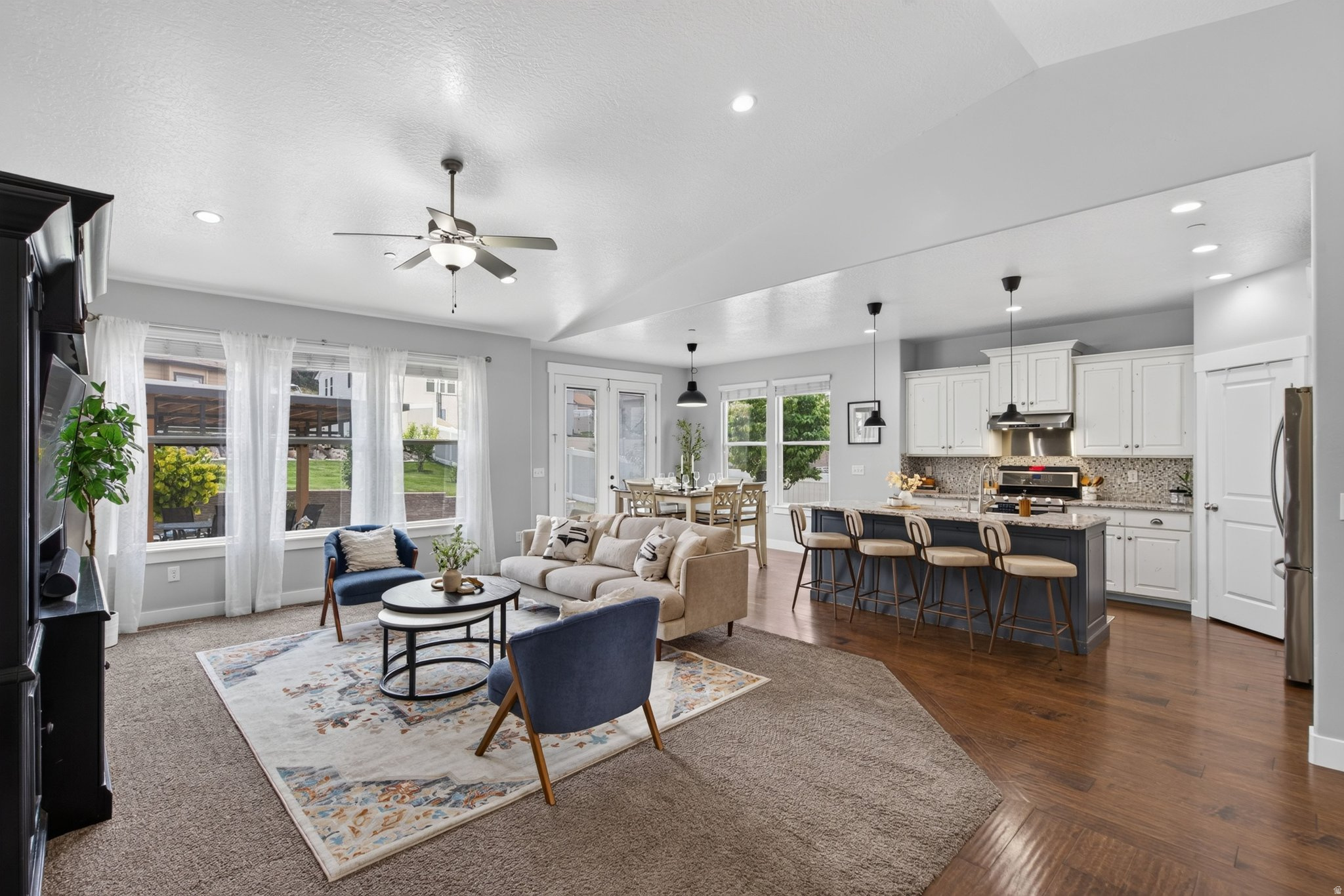 CLOWARD ESTATES - Residential