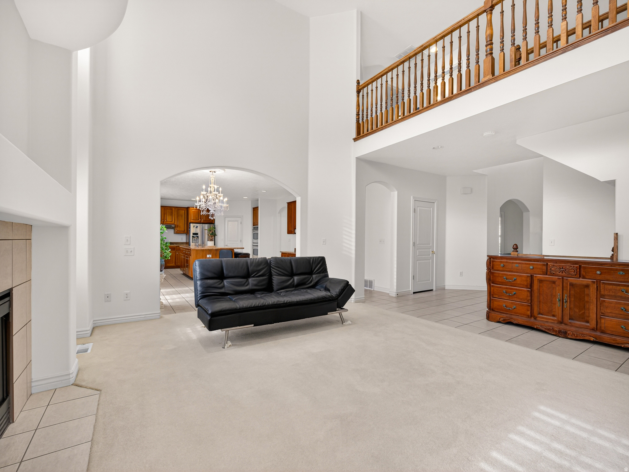THE ESTATES AT BURR ORCHARDS - Residential